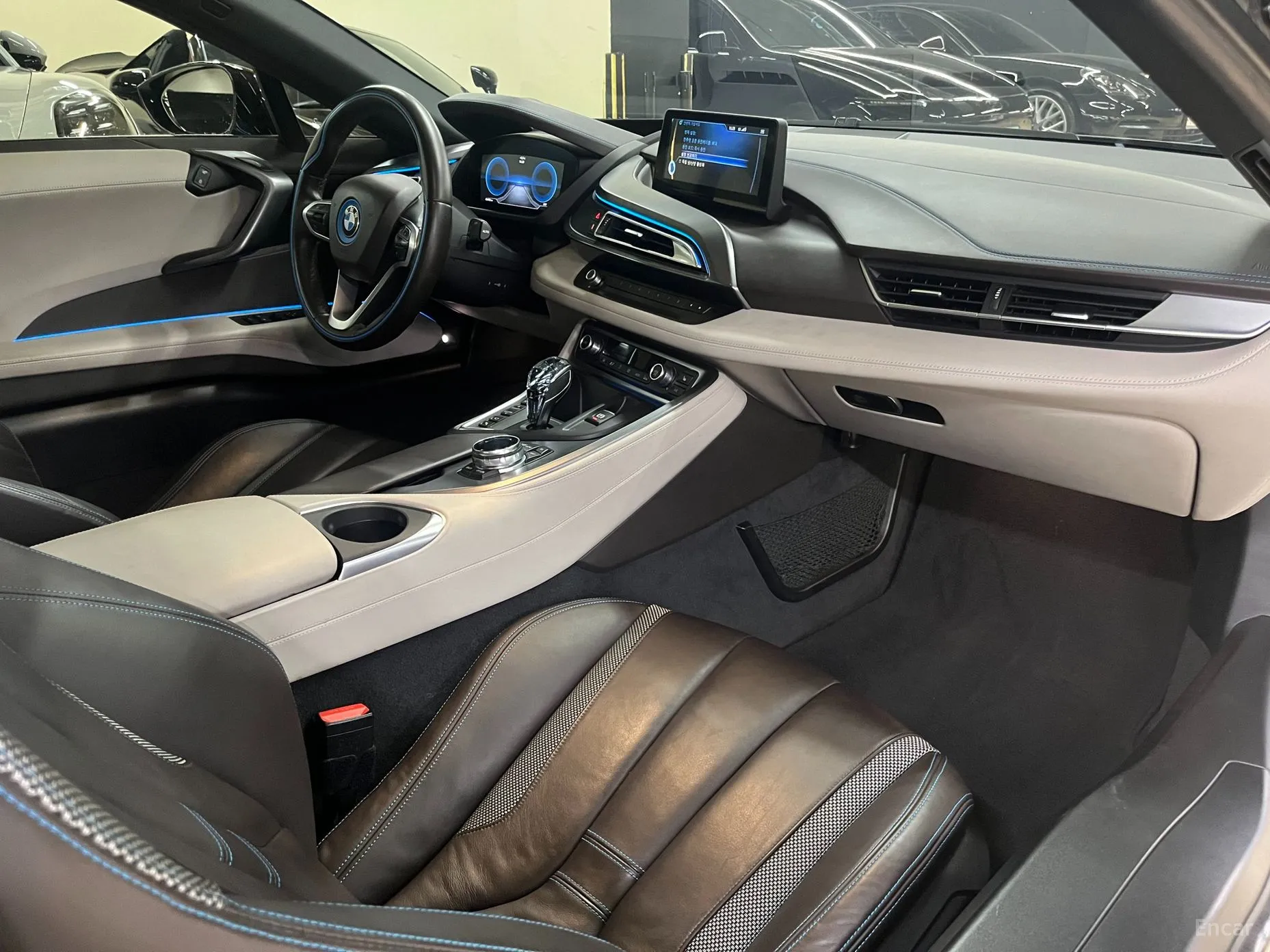 BMW i8 превью 13