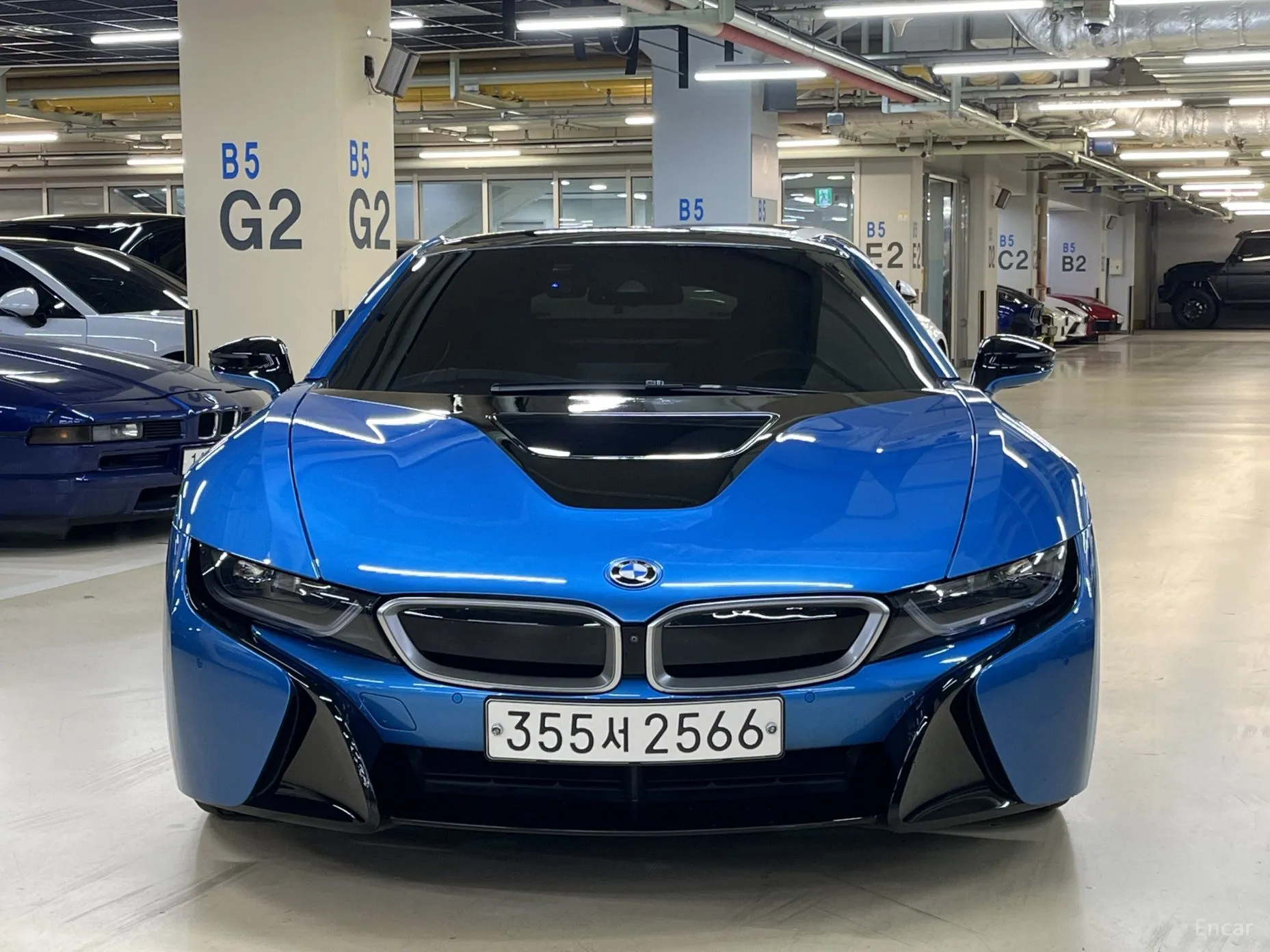 BMW i8