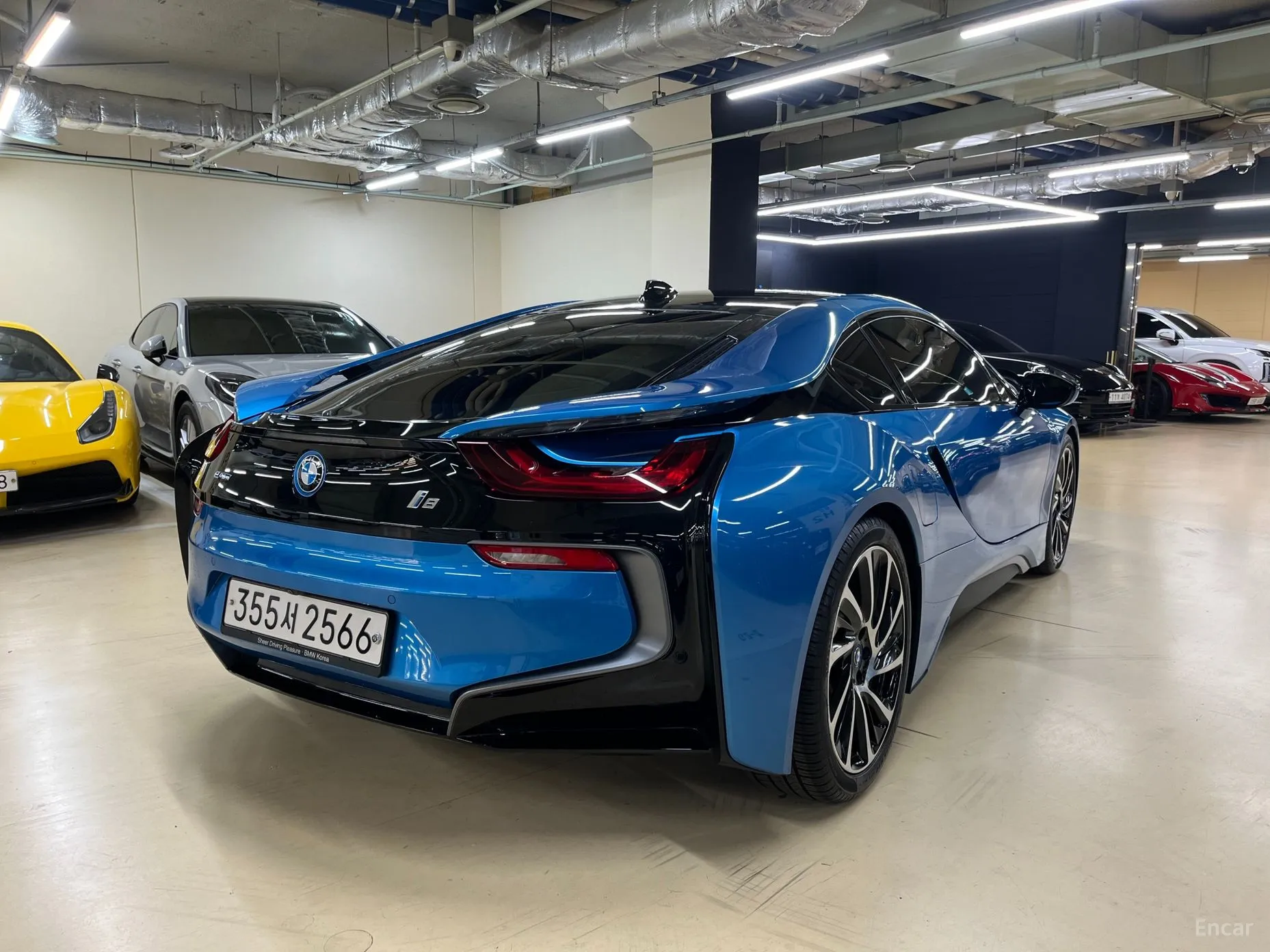 BMW i8 превью 7