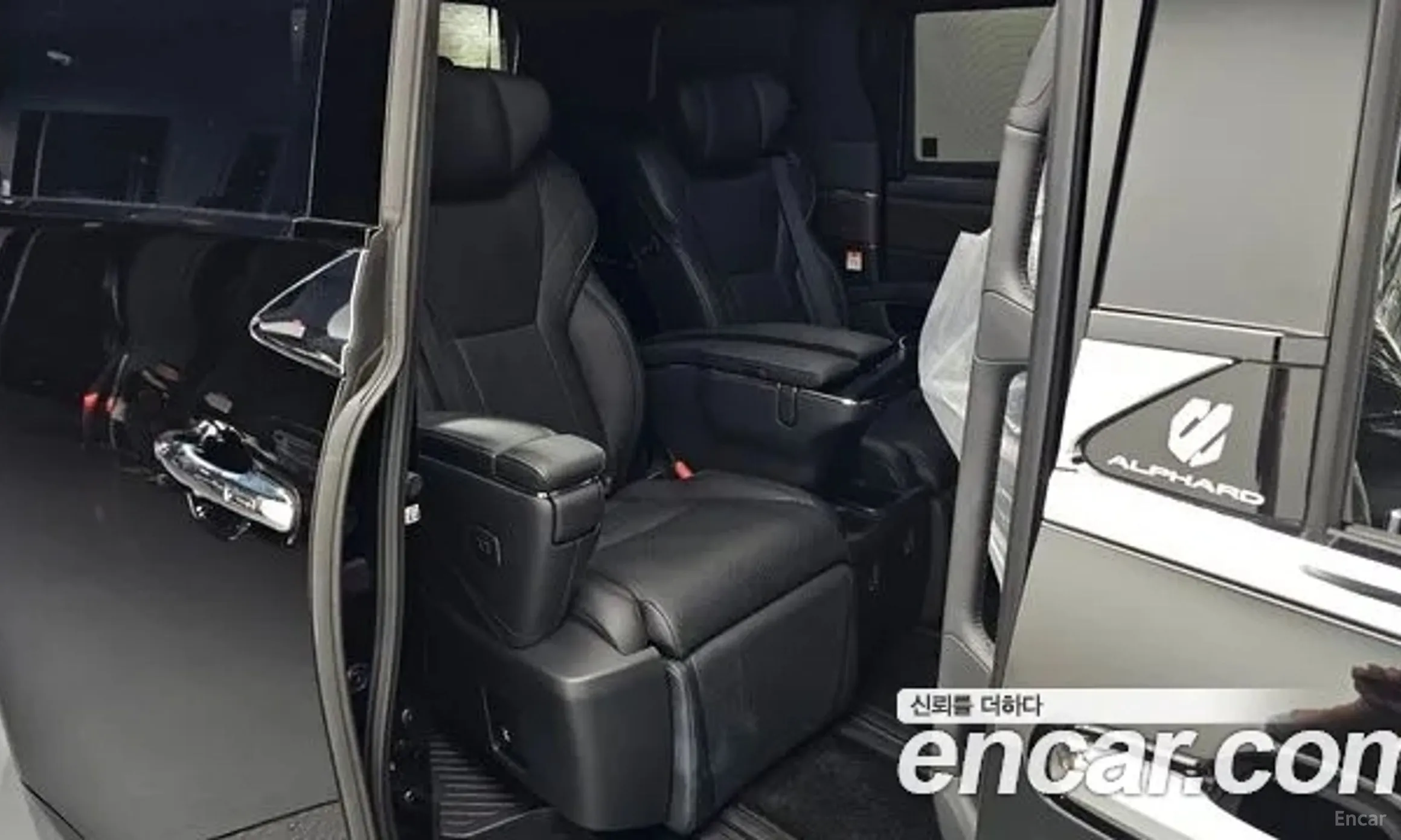Toyota Alphard 4th Generation превью 11