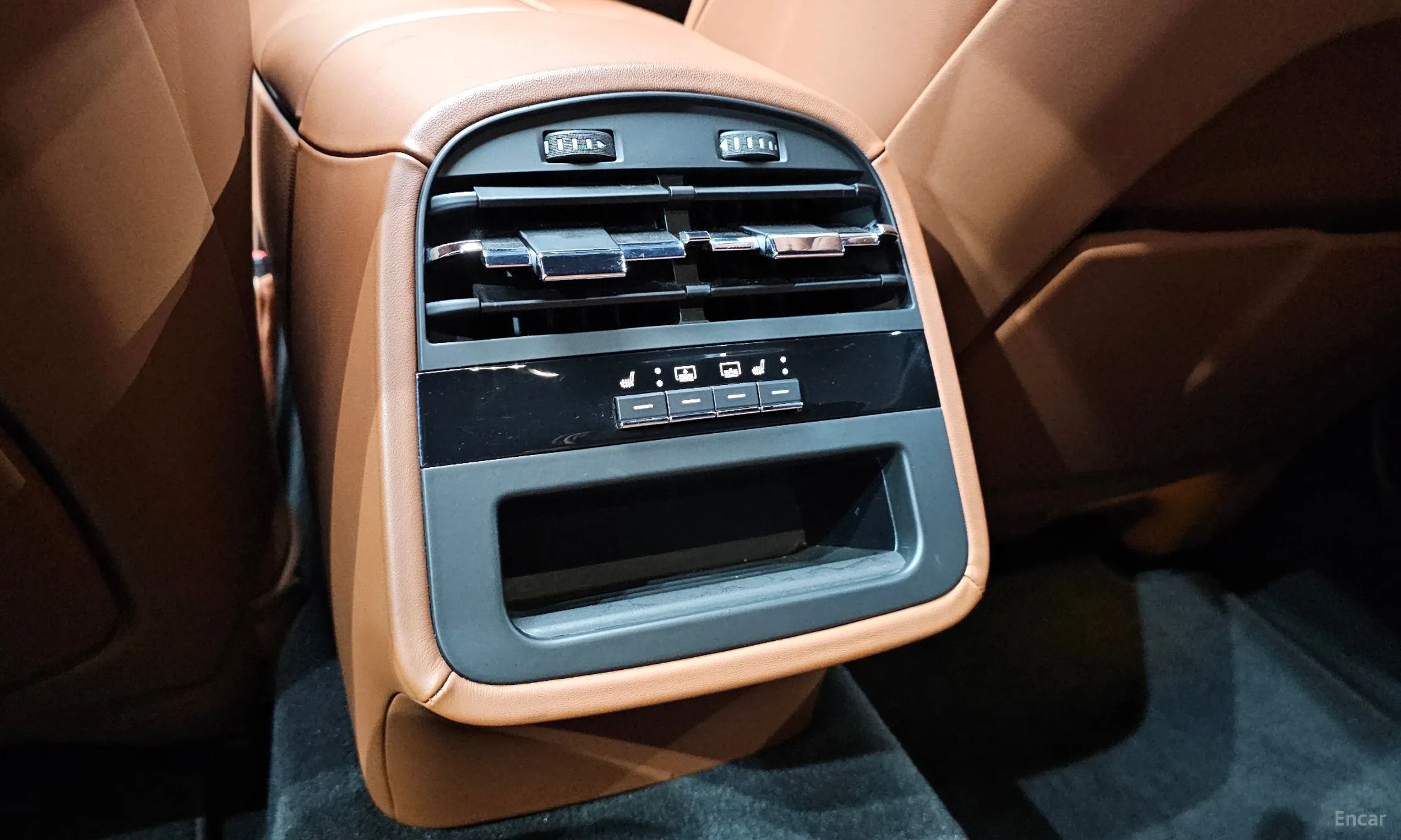 Maserati Quattroporte превью 17