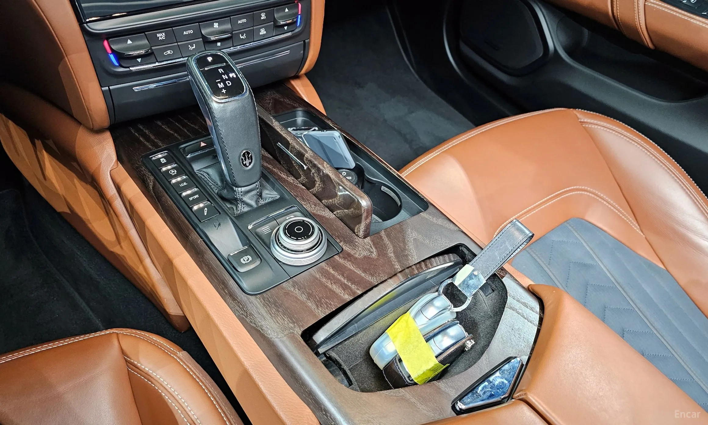 Maserati Quattroporte превью 9