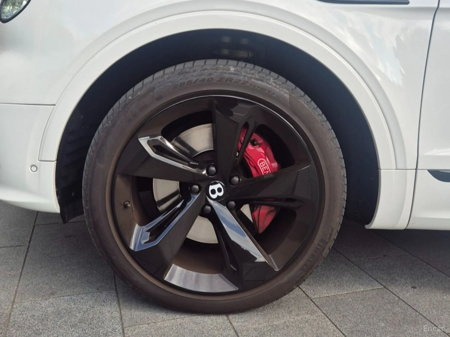 Bentley Bentayga превью 5