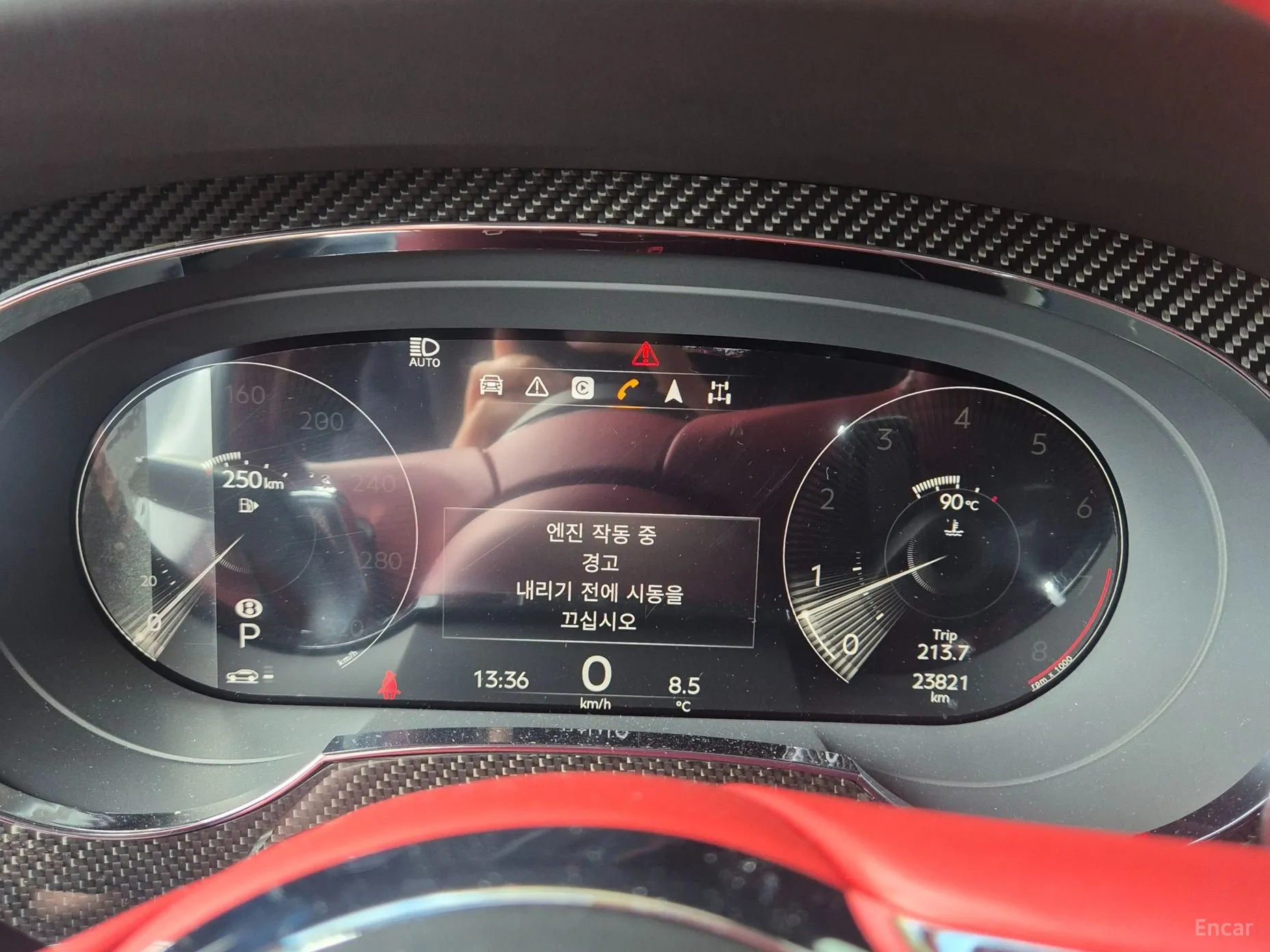 Bentley Bentayga превью 8