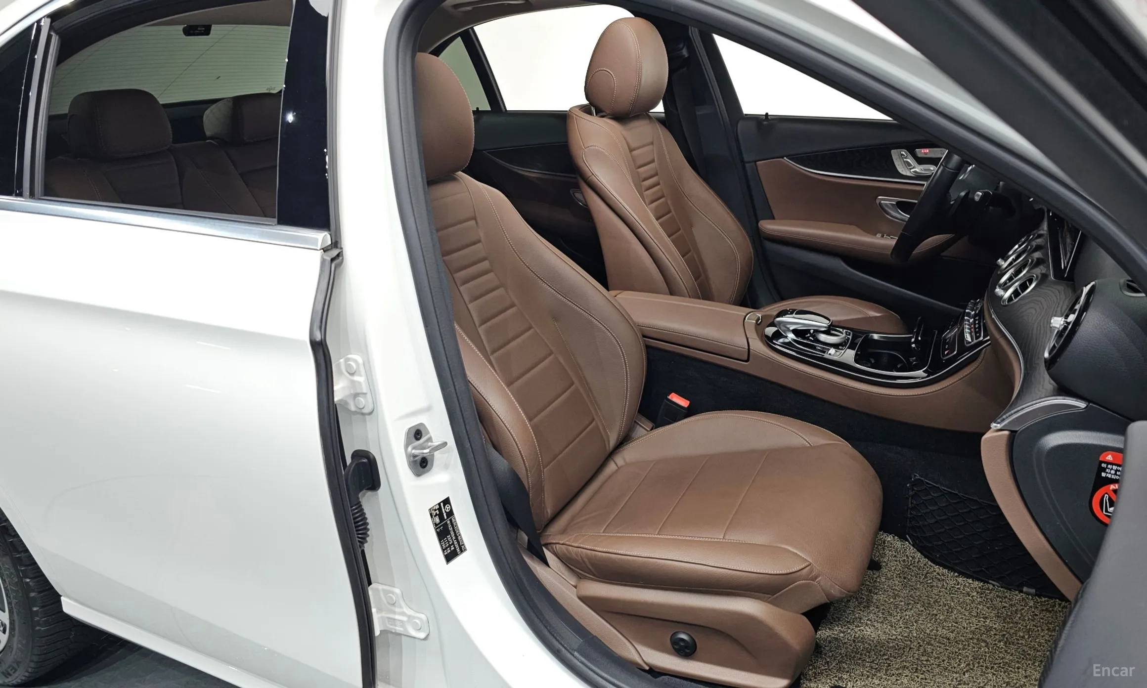 Mercedes Benz E-Class W213 превью 10
