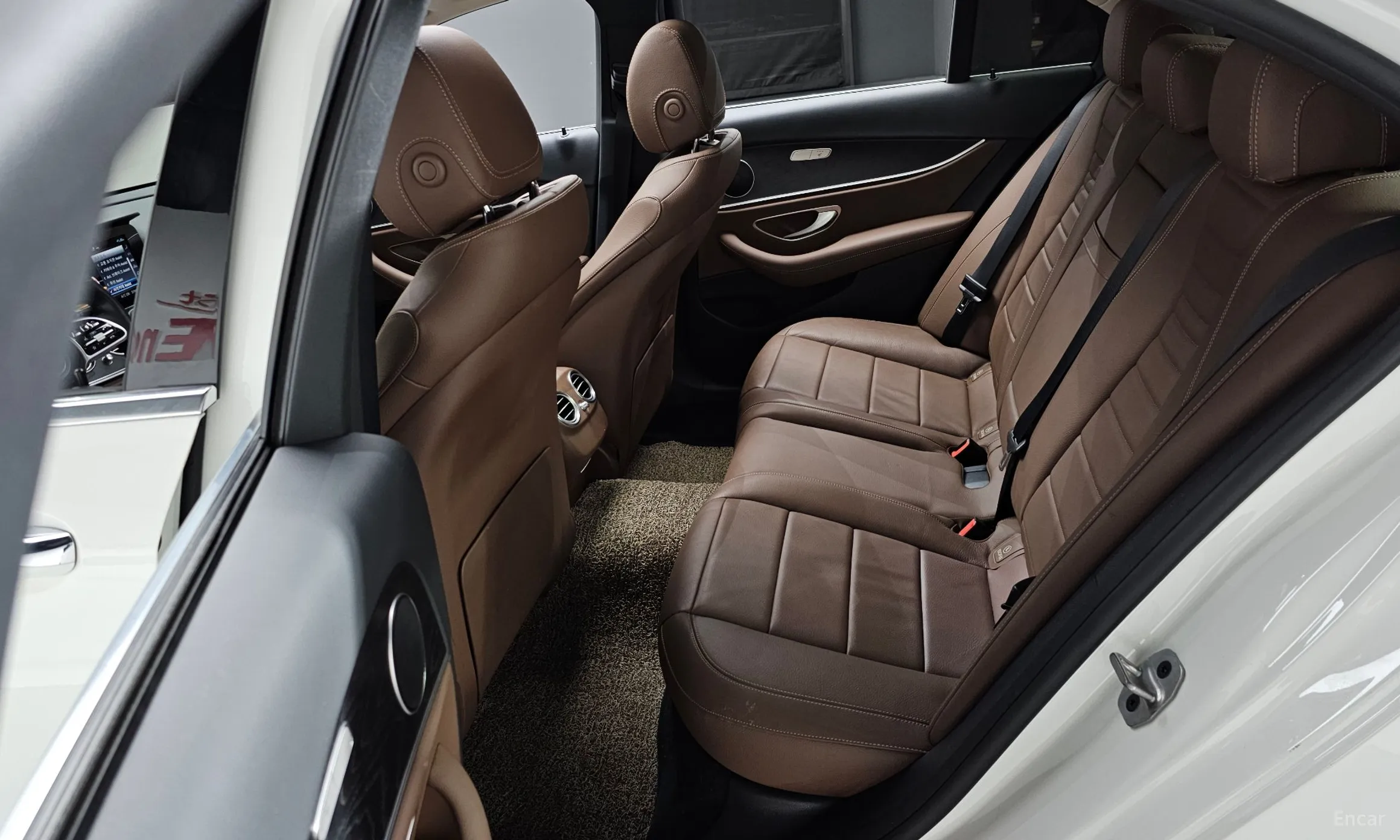 Mercedes Benz E-Class W213 превью 12