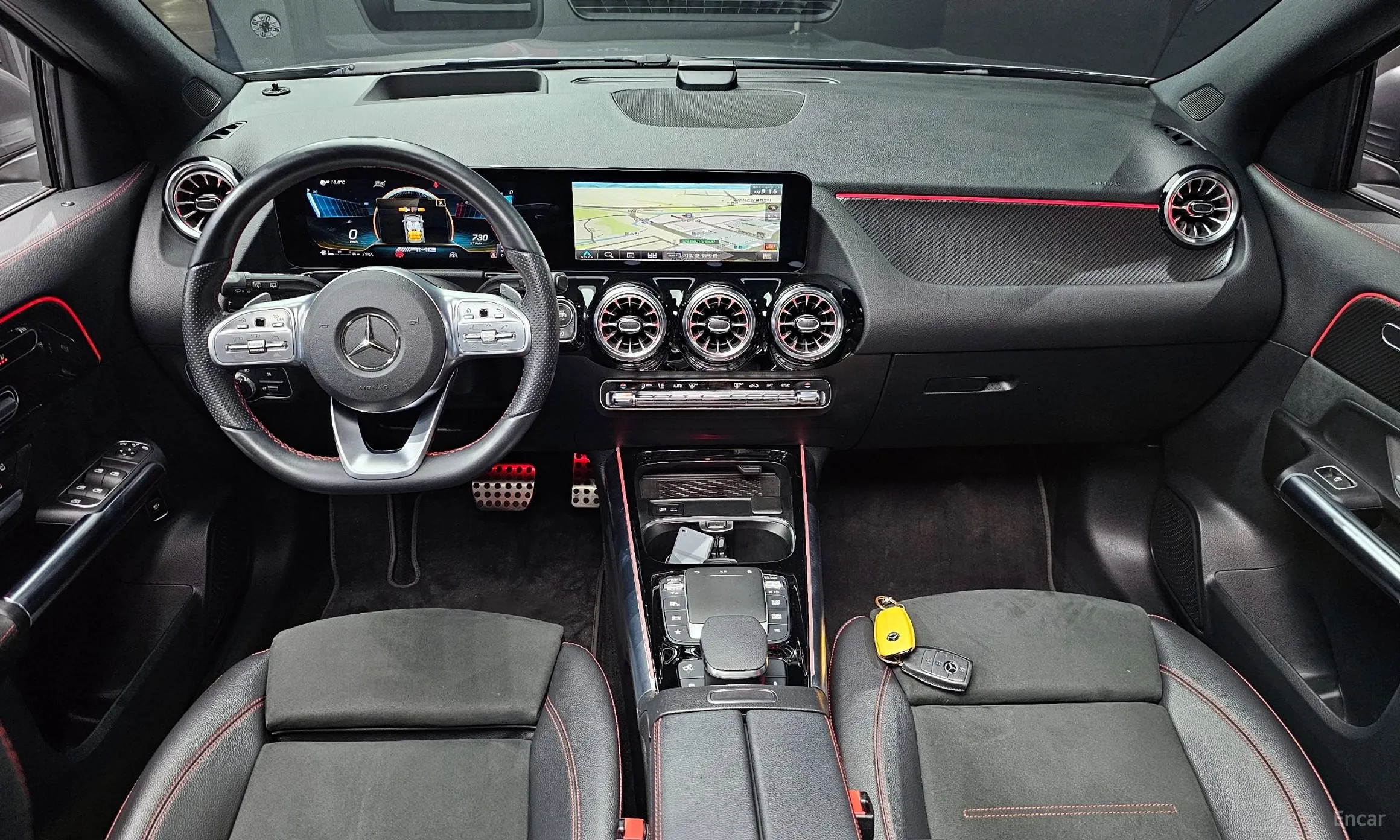 Mercedes Benz GLA-Class H247 превью 7