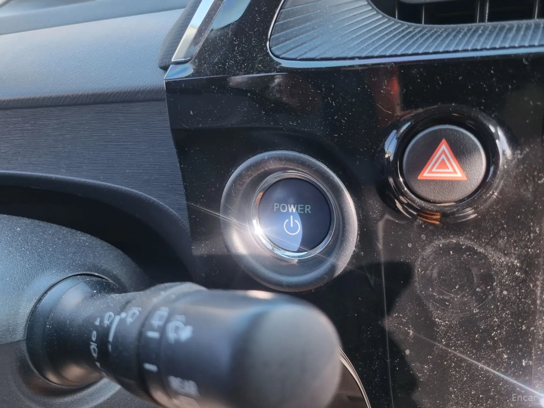 Toyota Prius C превью 12