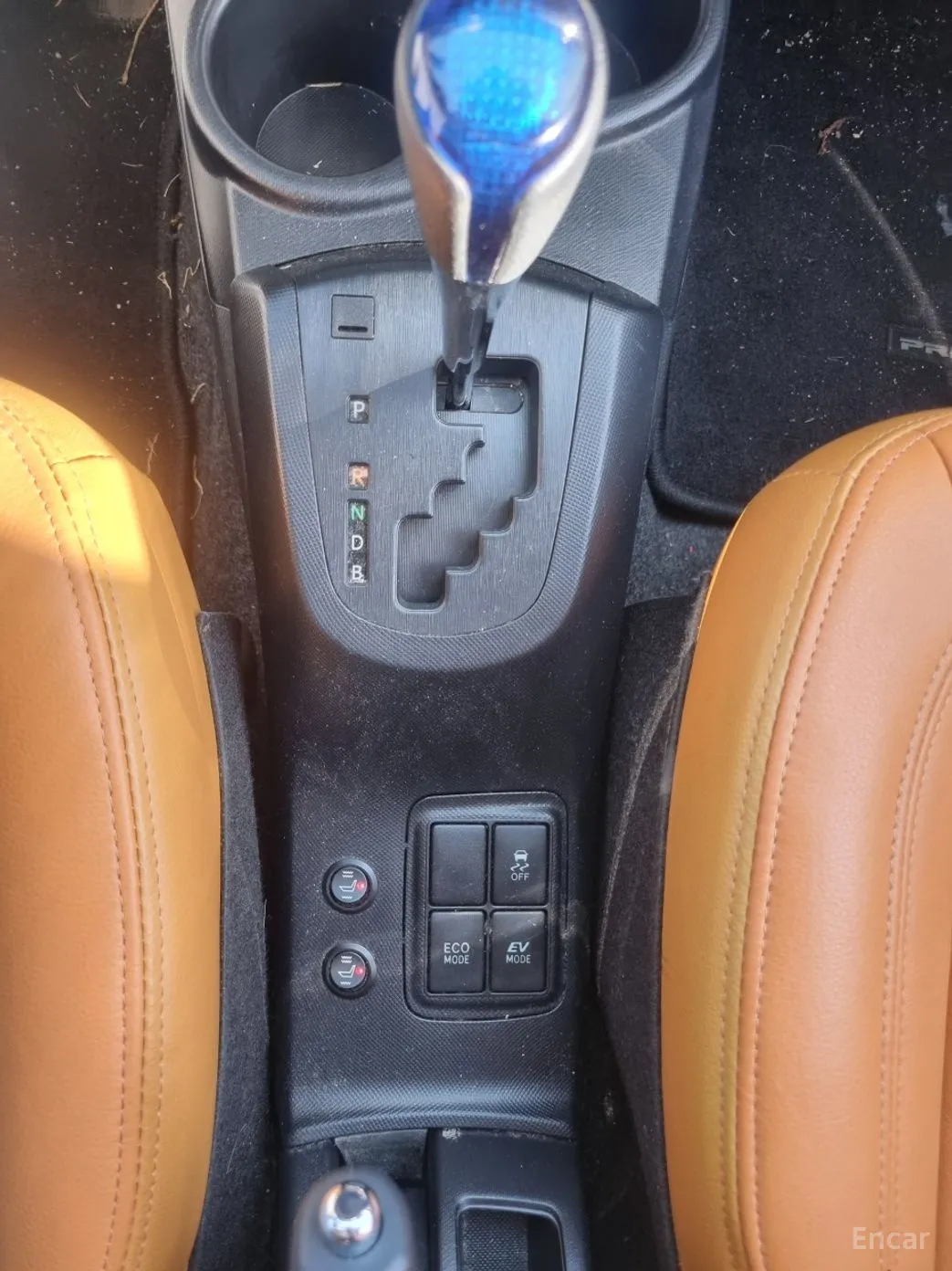 Toyota Prius C превью 13
