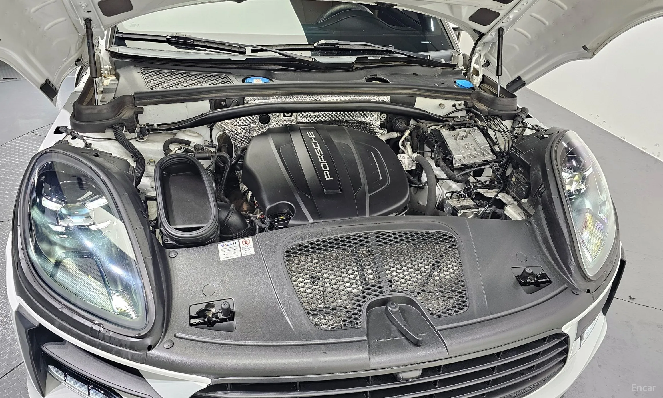 Porsche Macan превью 6