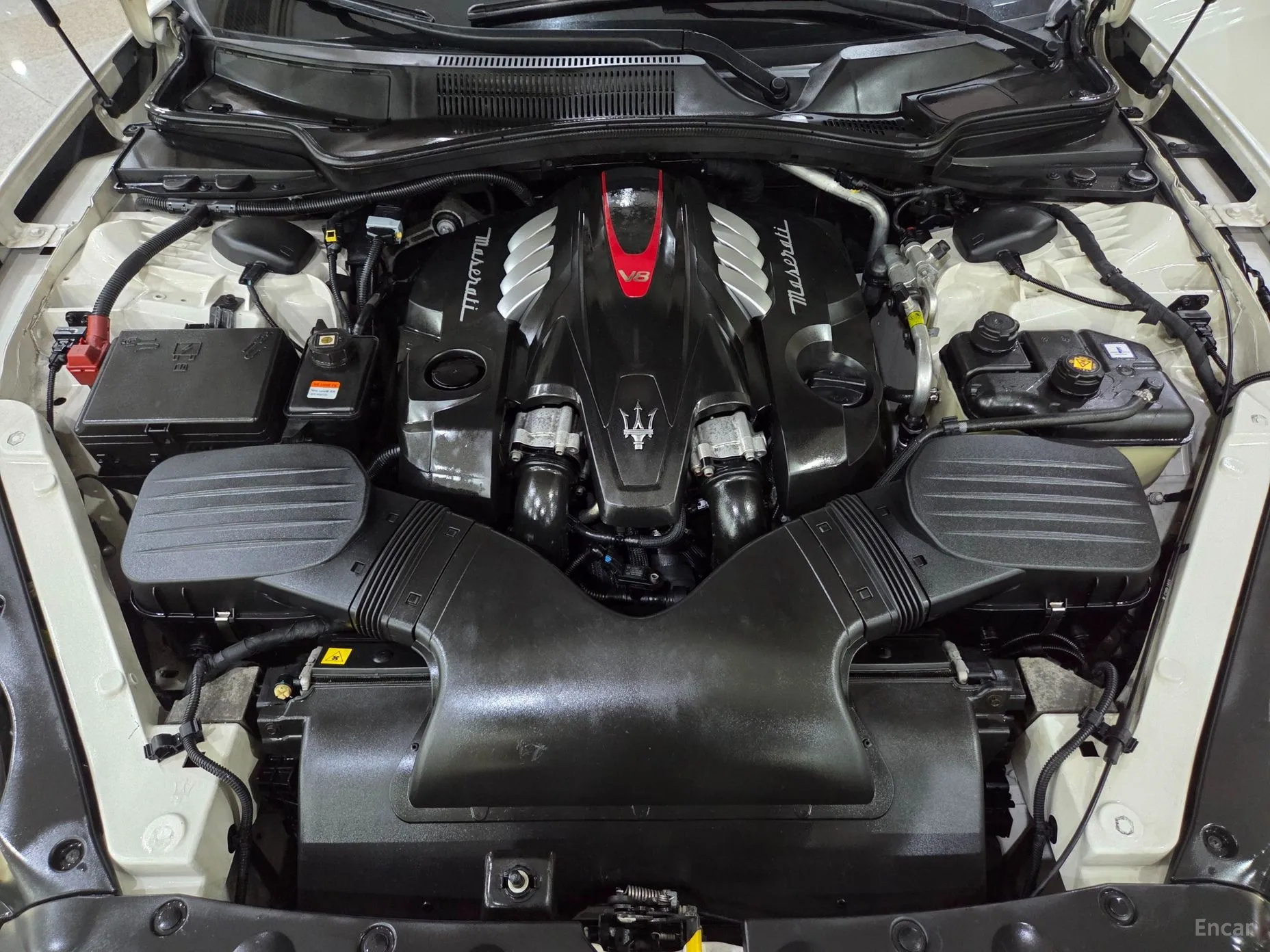 Maserati Quattroporte превью 18