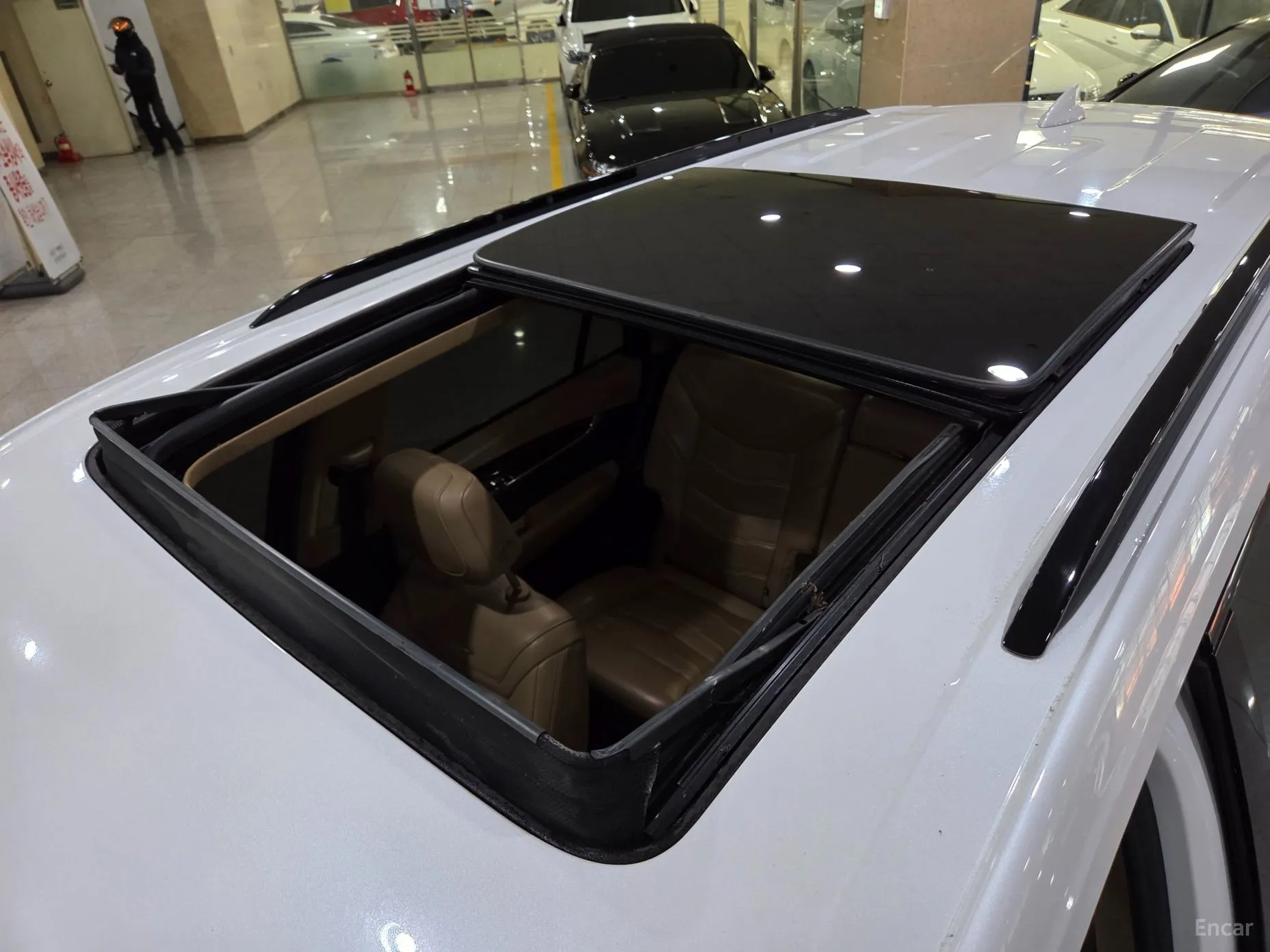 Cadillac XT6 превью 17