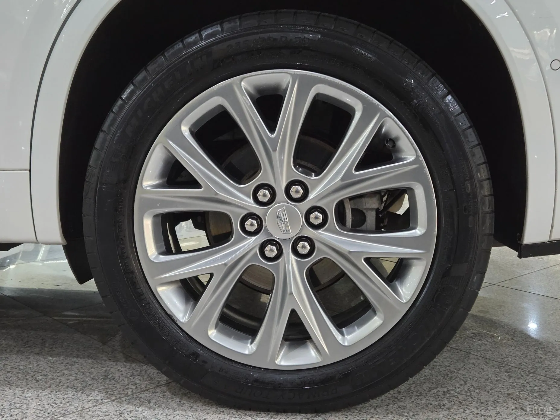 Cadillac XT6 превью 20
