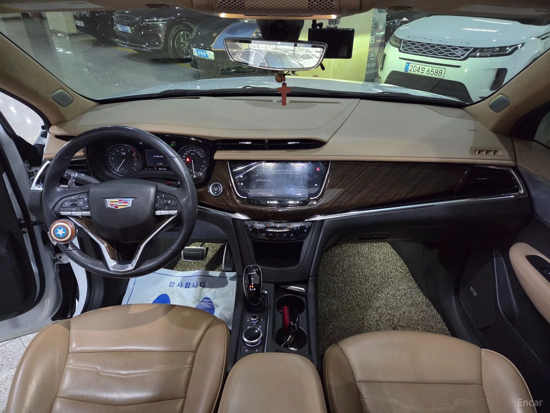 Cadillac XT6 превью 8