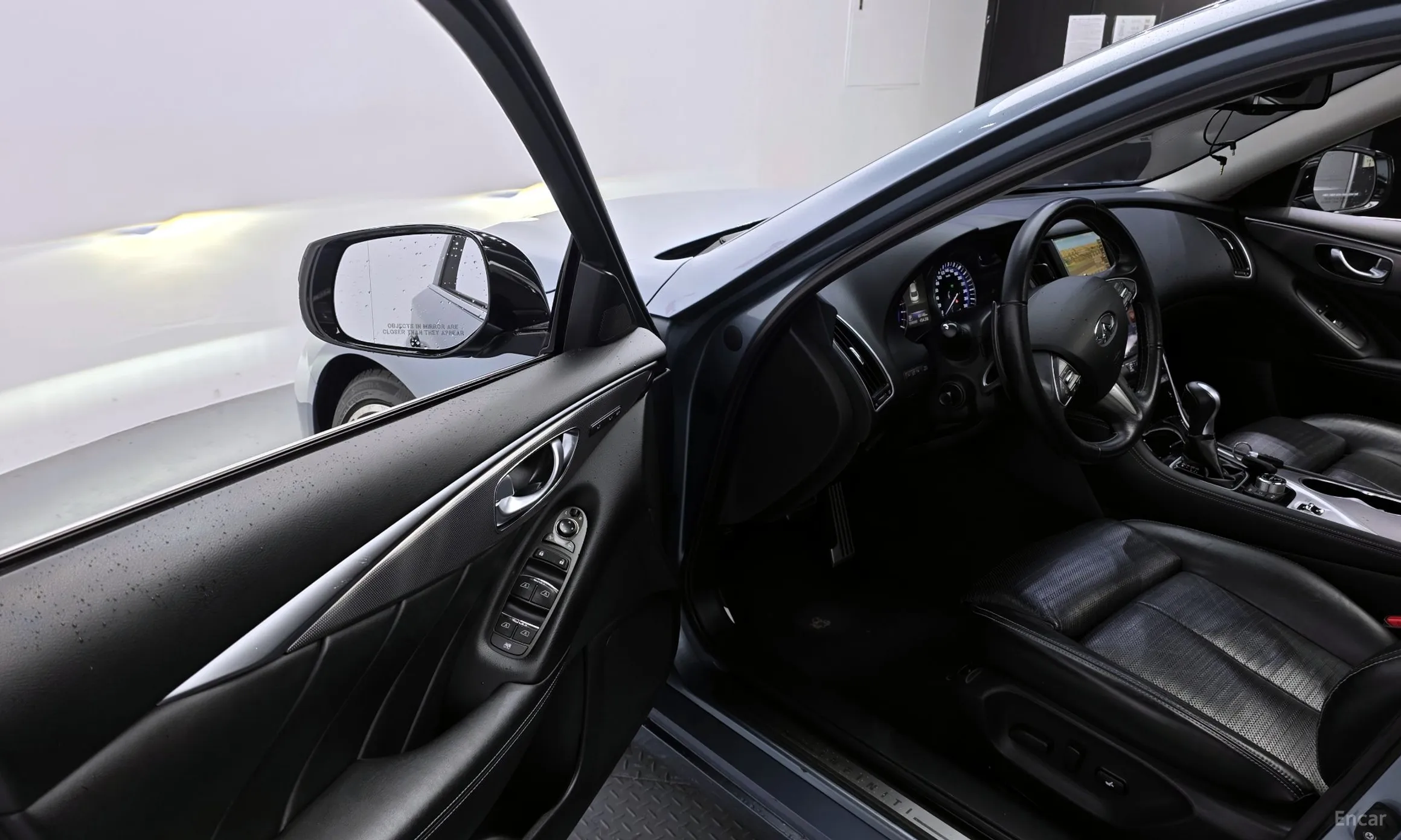 Infiniti Q50 превью 11