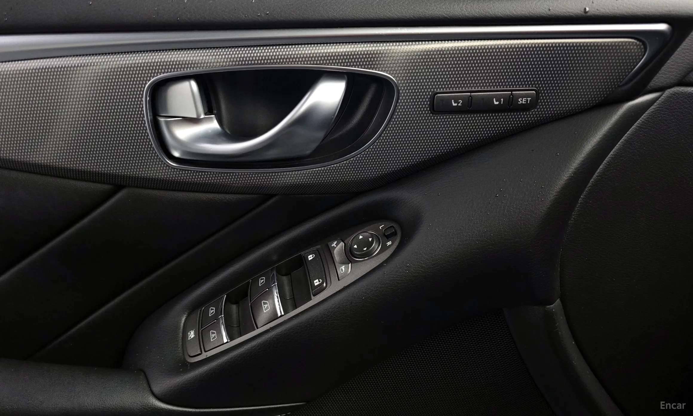 Infiniti Q50 превью 18