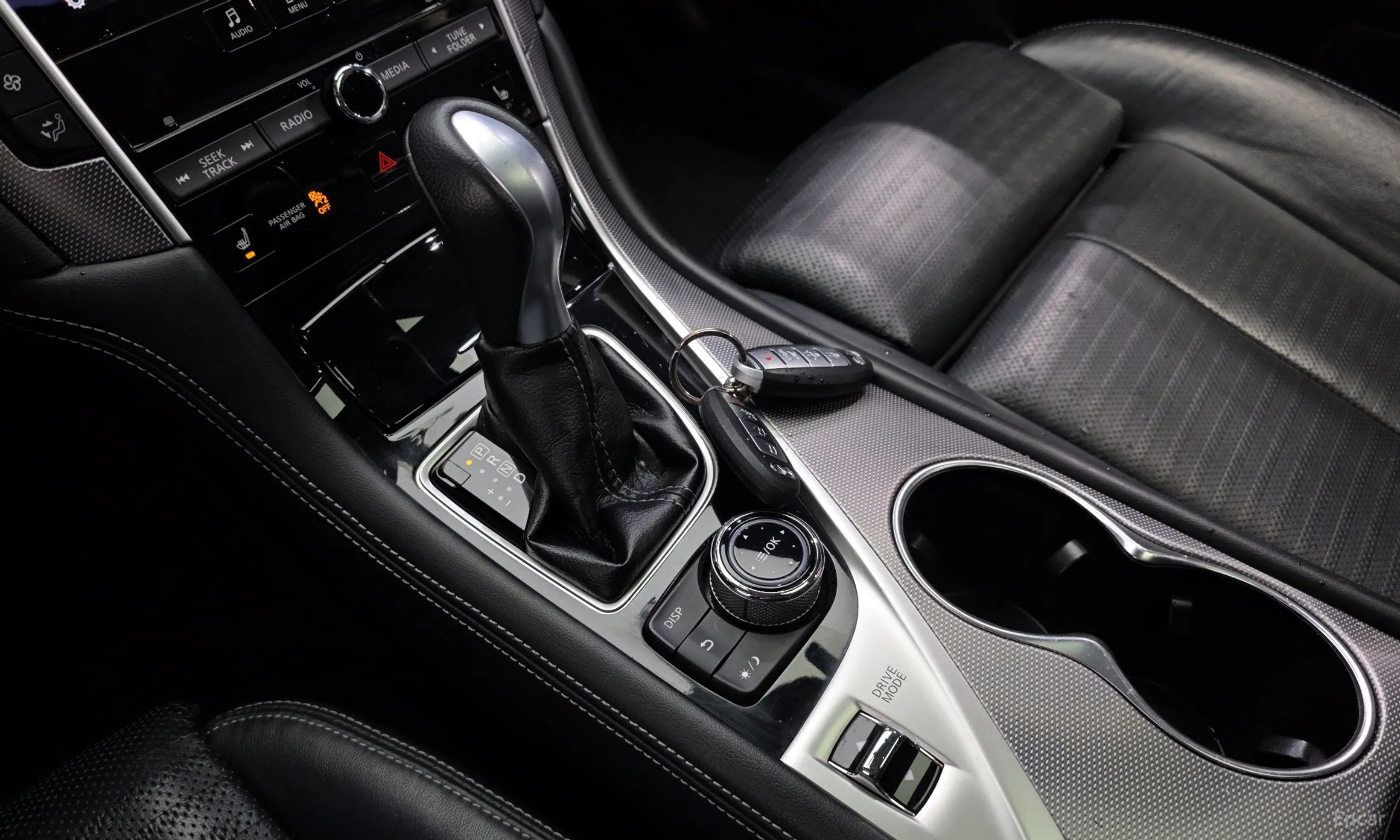 Infiniti Q50 превью 9