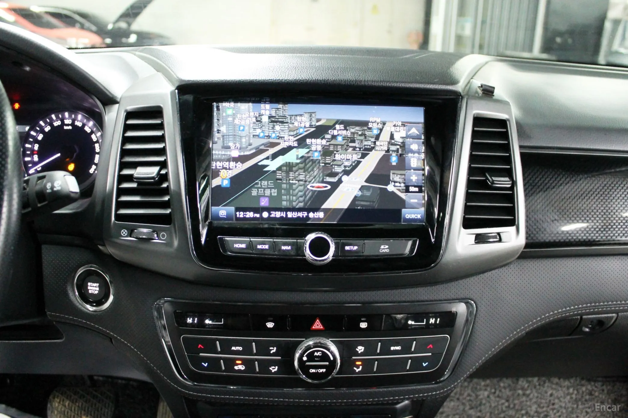 KG Mobility (SsangYong) Rexton Sports превью 15