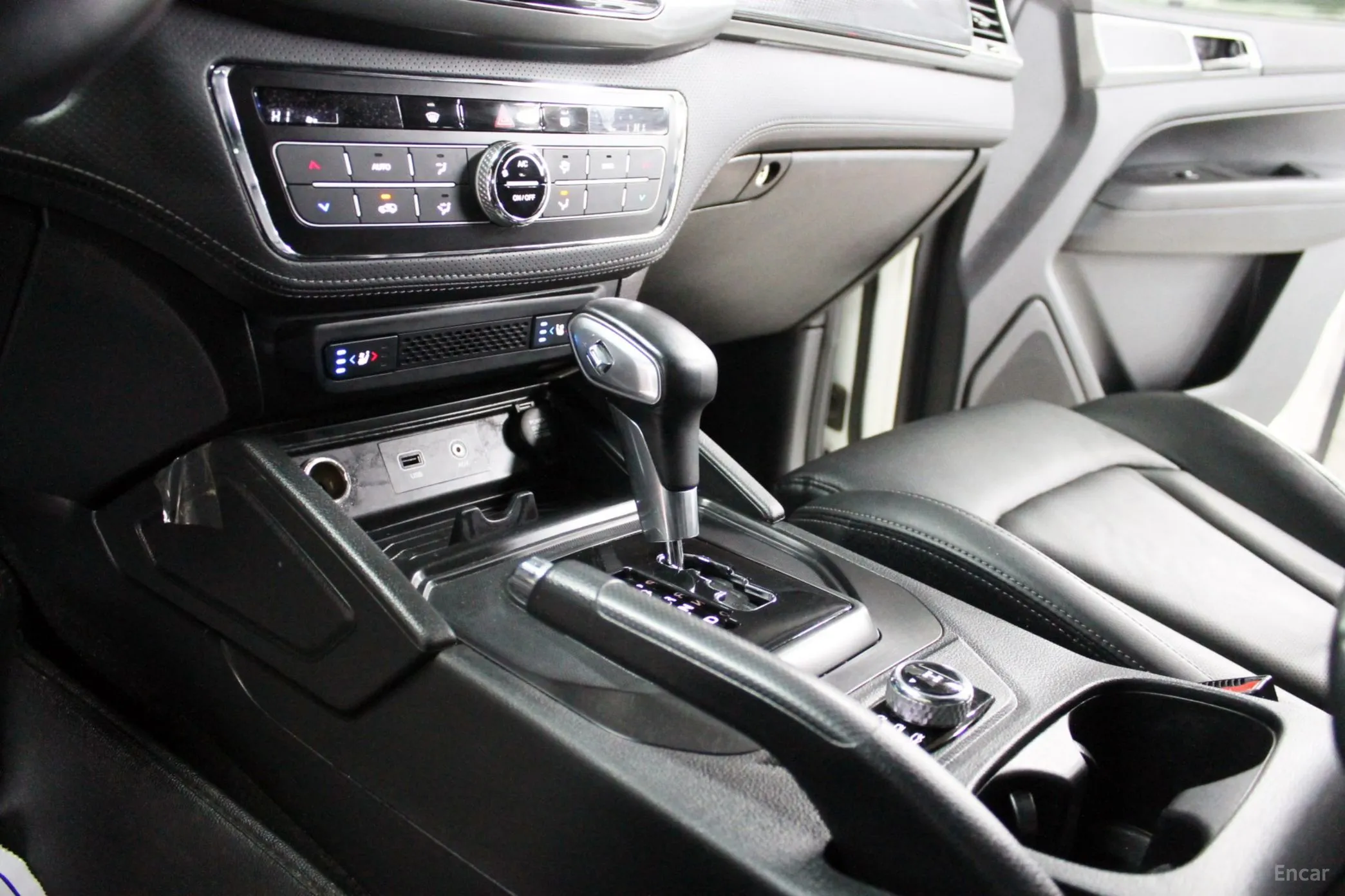 KG Mobility (SsangYong) Rexton Sports превью 17
