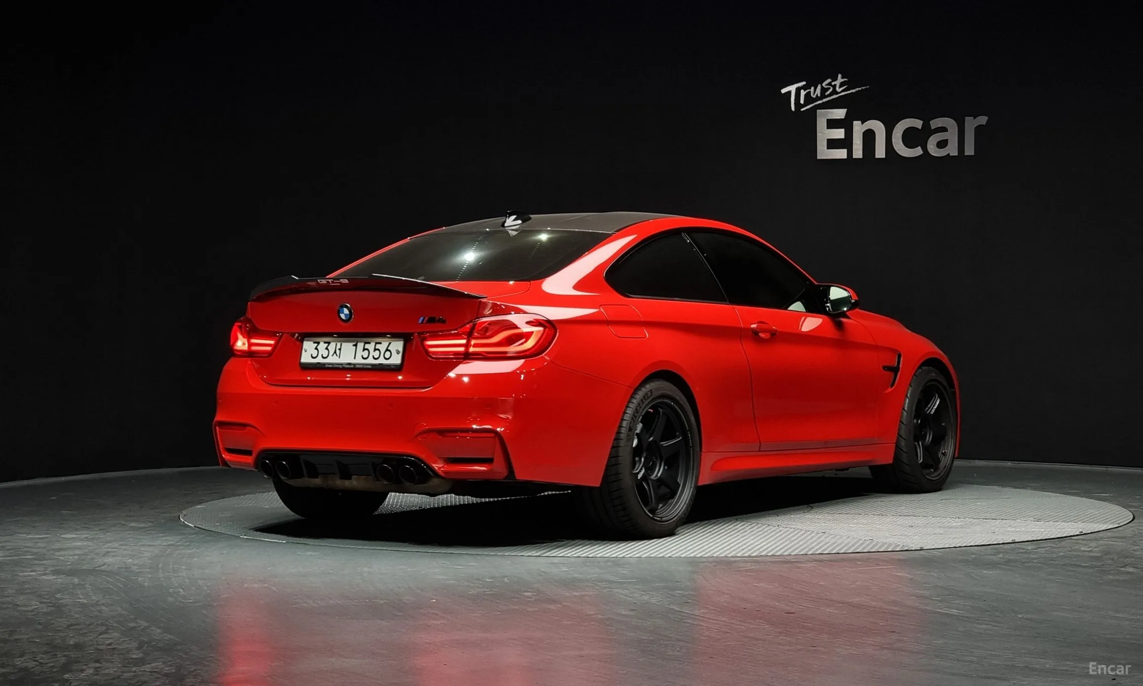 BMW M4 (F82)