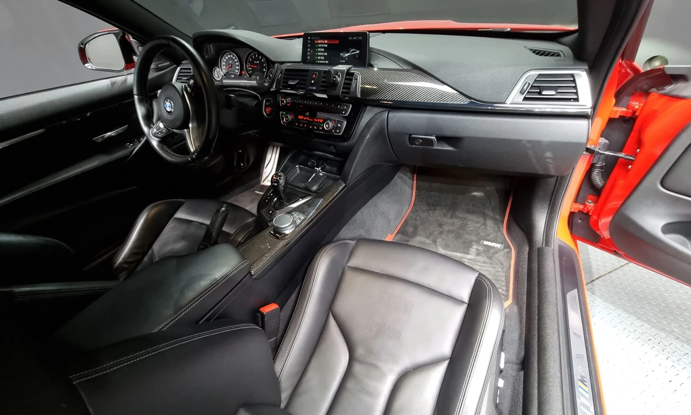 BMW M4 (F82) превью 7