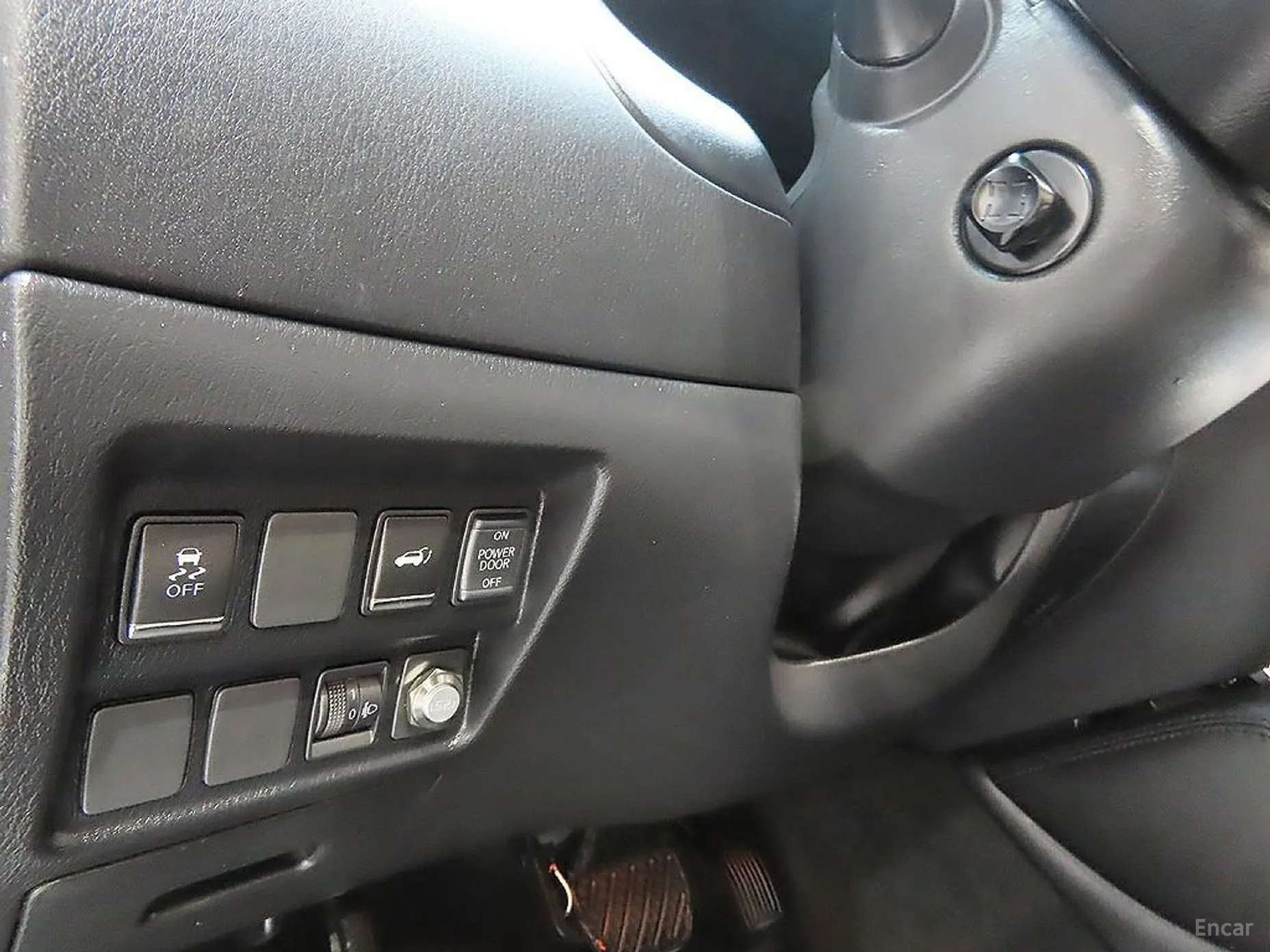 Infiniti QX60 превью 14