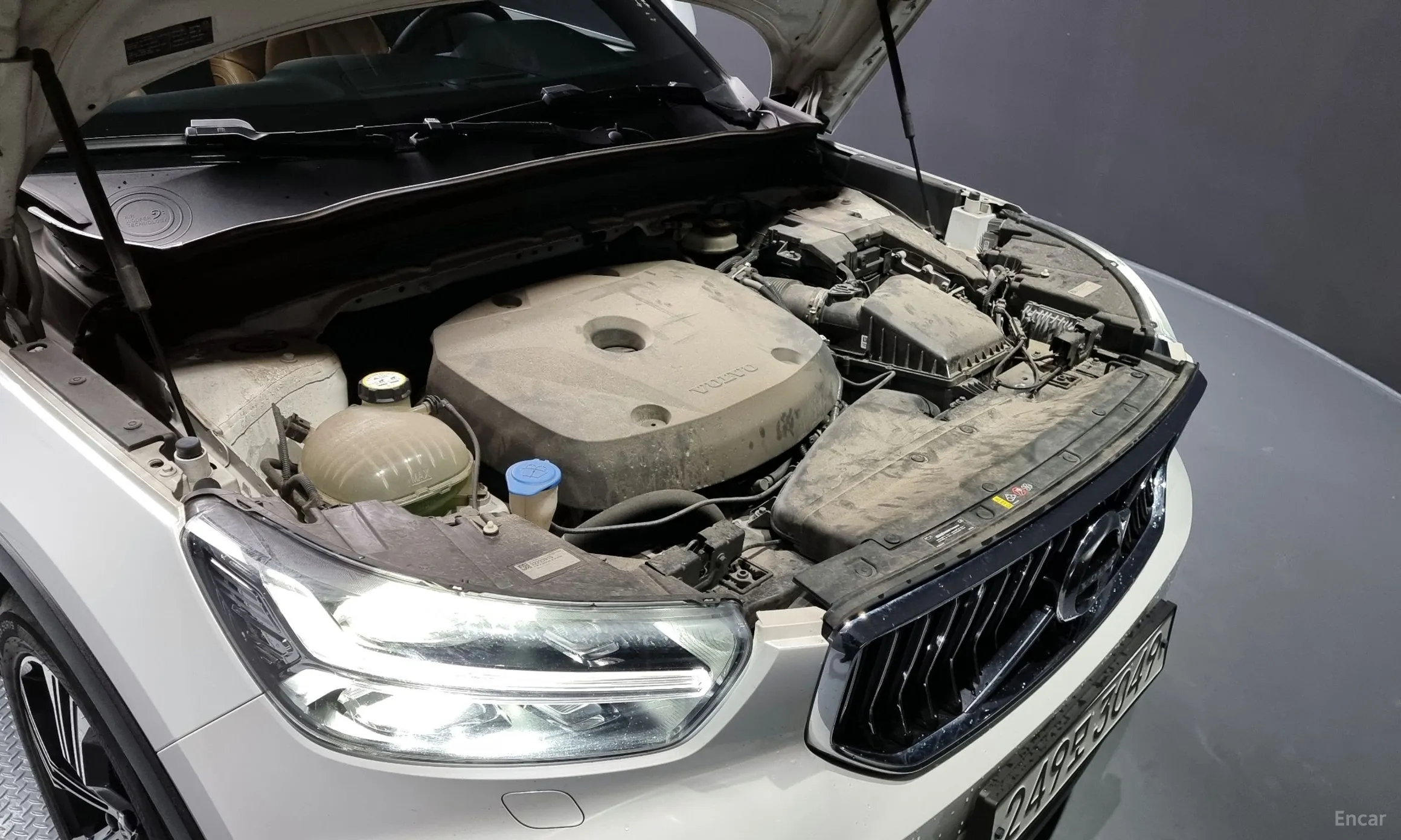 Volvo XC40 превью 6