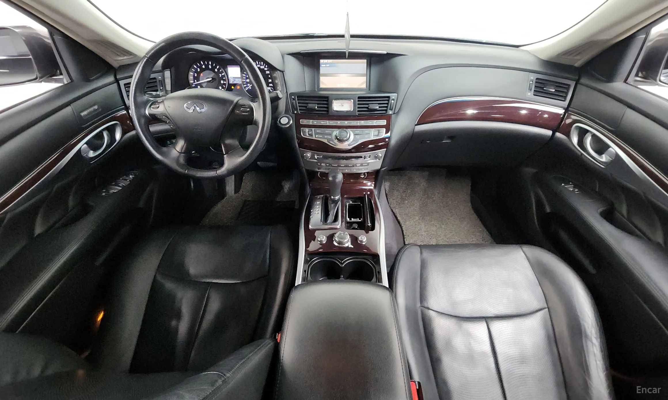 Infiniti M37 превью 7