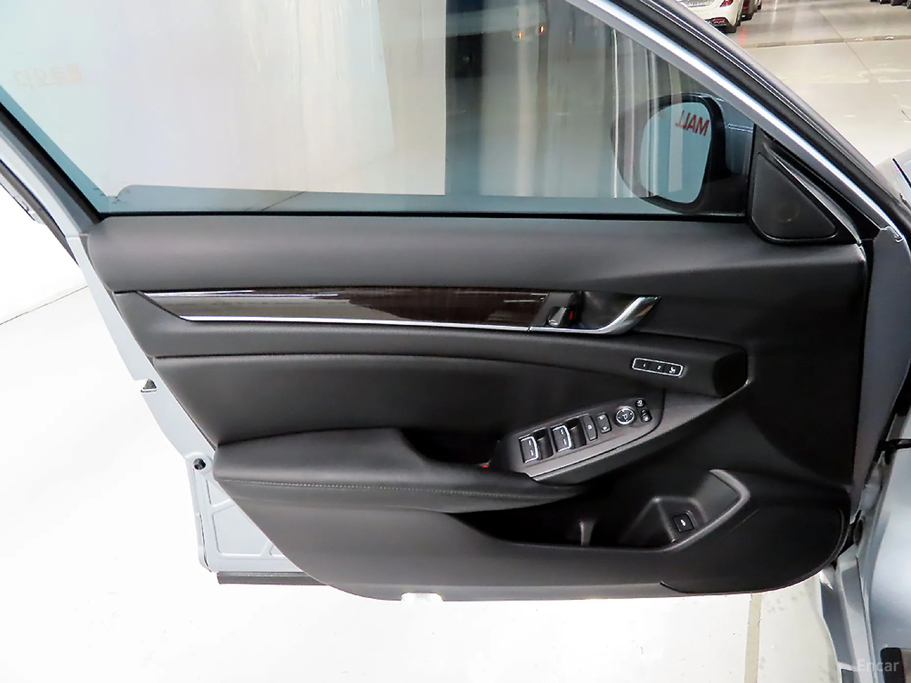 Honda Accord 10th Generation превью 14