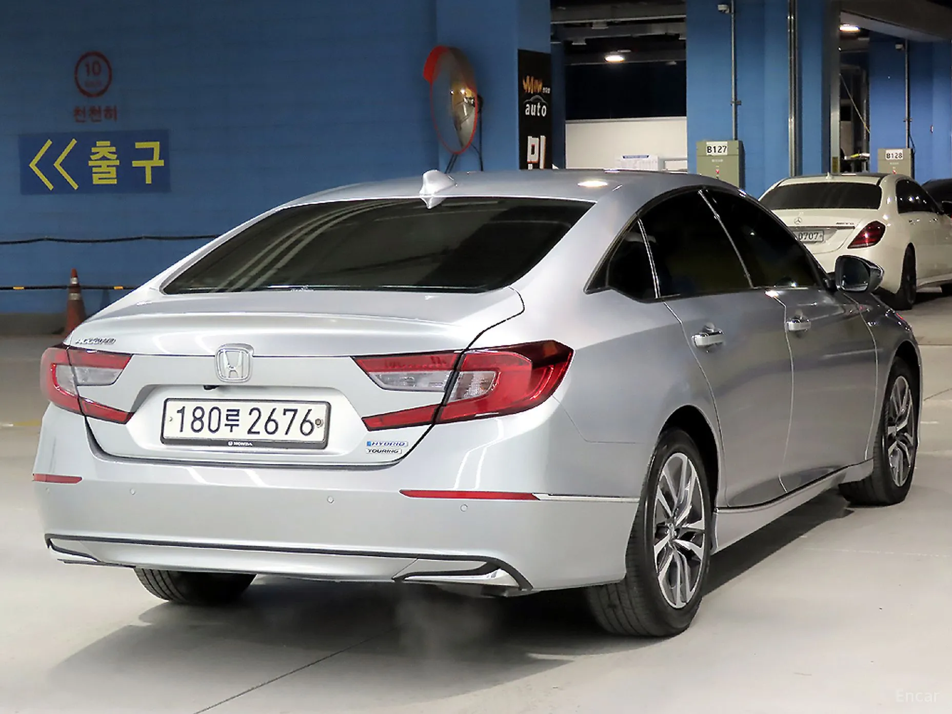 Honda Accord 10th Generation превью 4