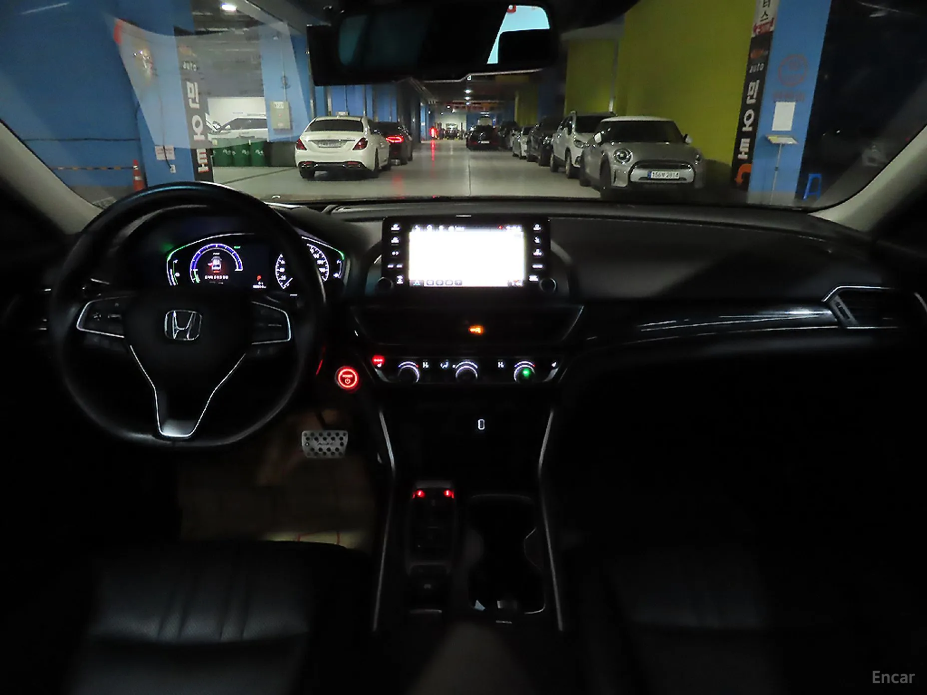 Honda Accord 10th Generation превью 5