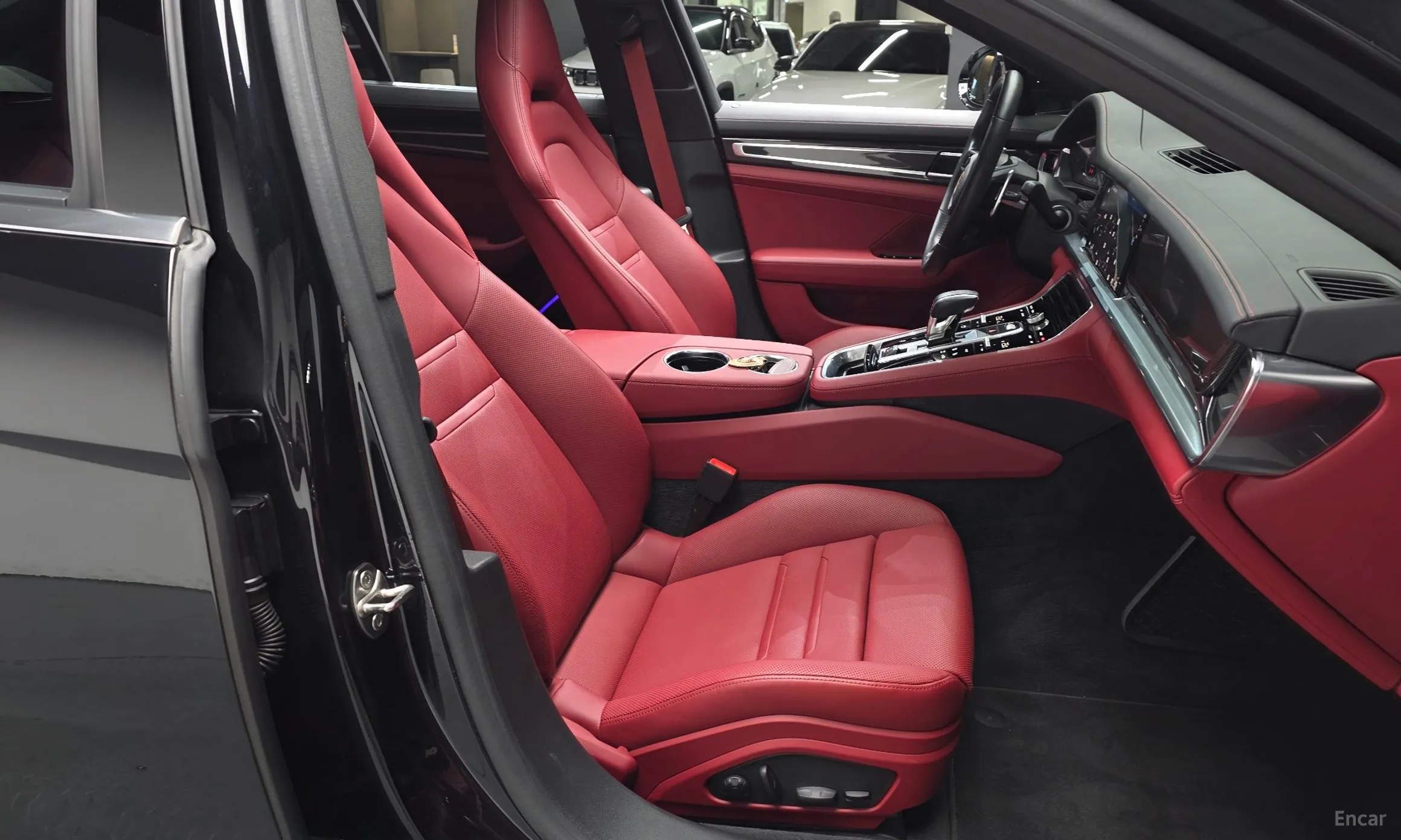 Porsche Panamera (971) превью 10