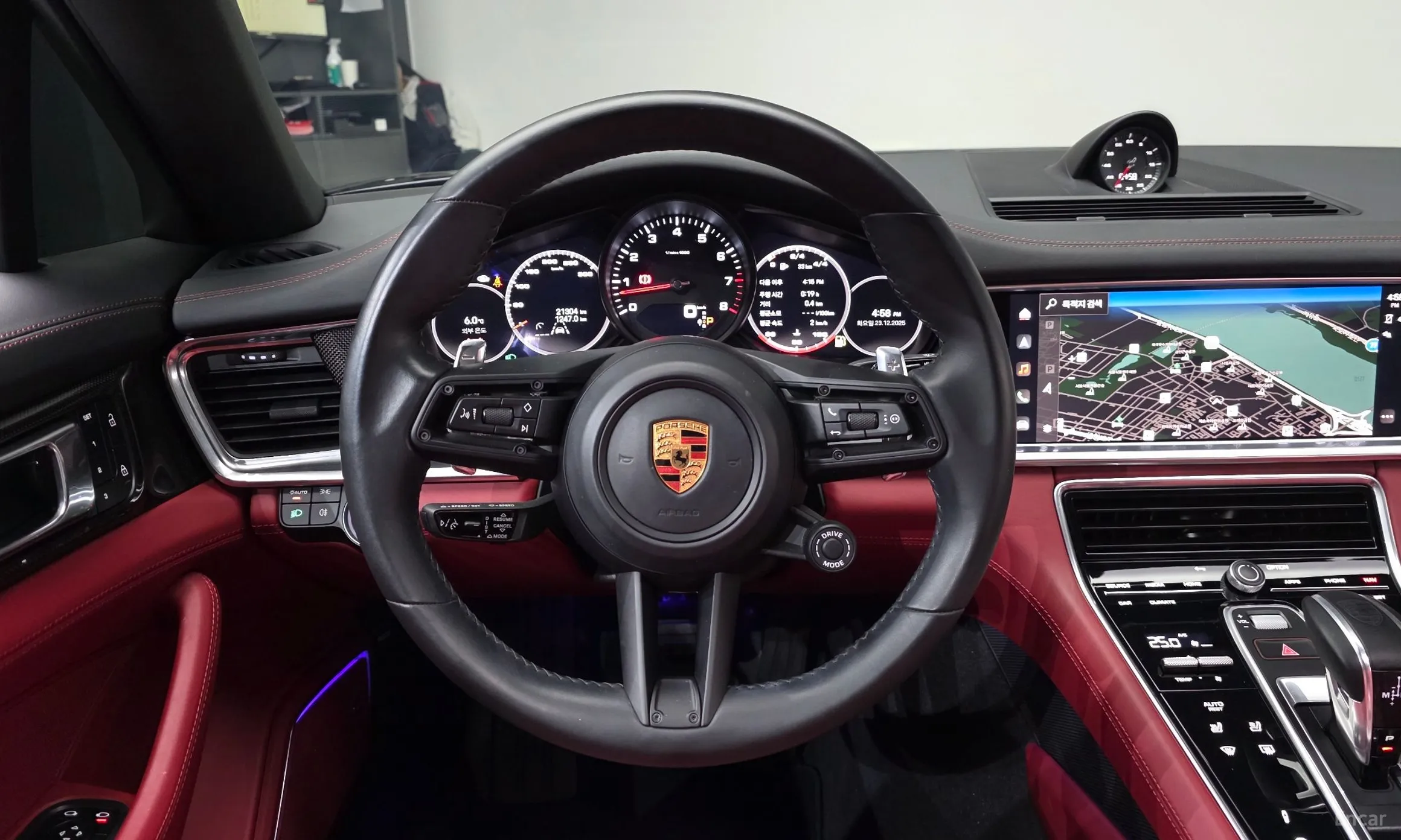 Porsche Panamera (971) превью 12