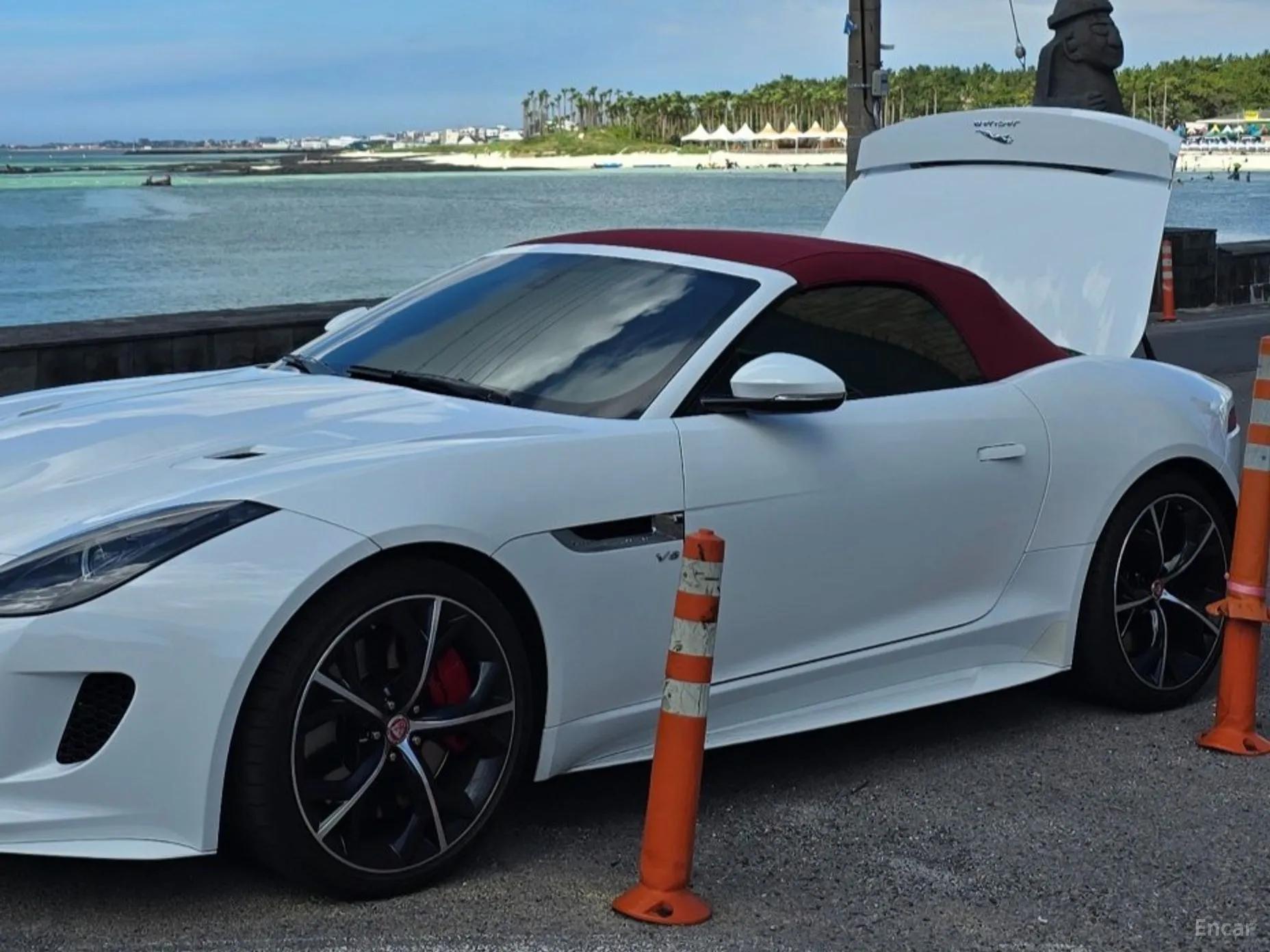 Jaguar F-TYPE превью 12
