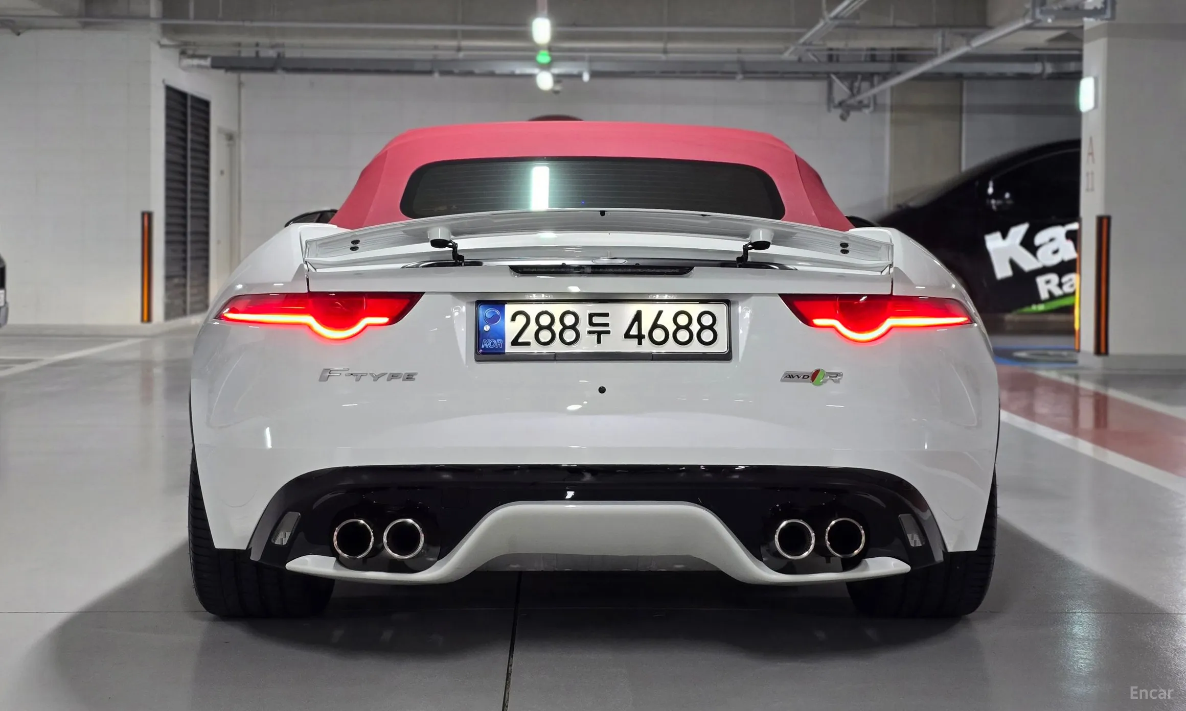 Jaguar F-TYPE превью 4