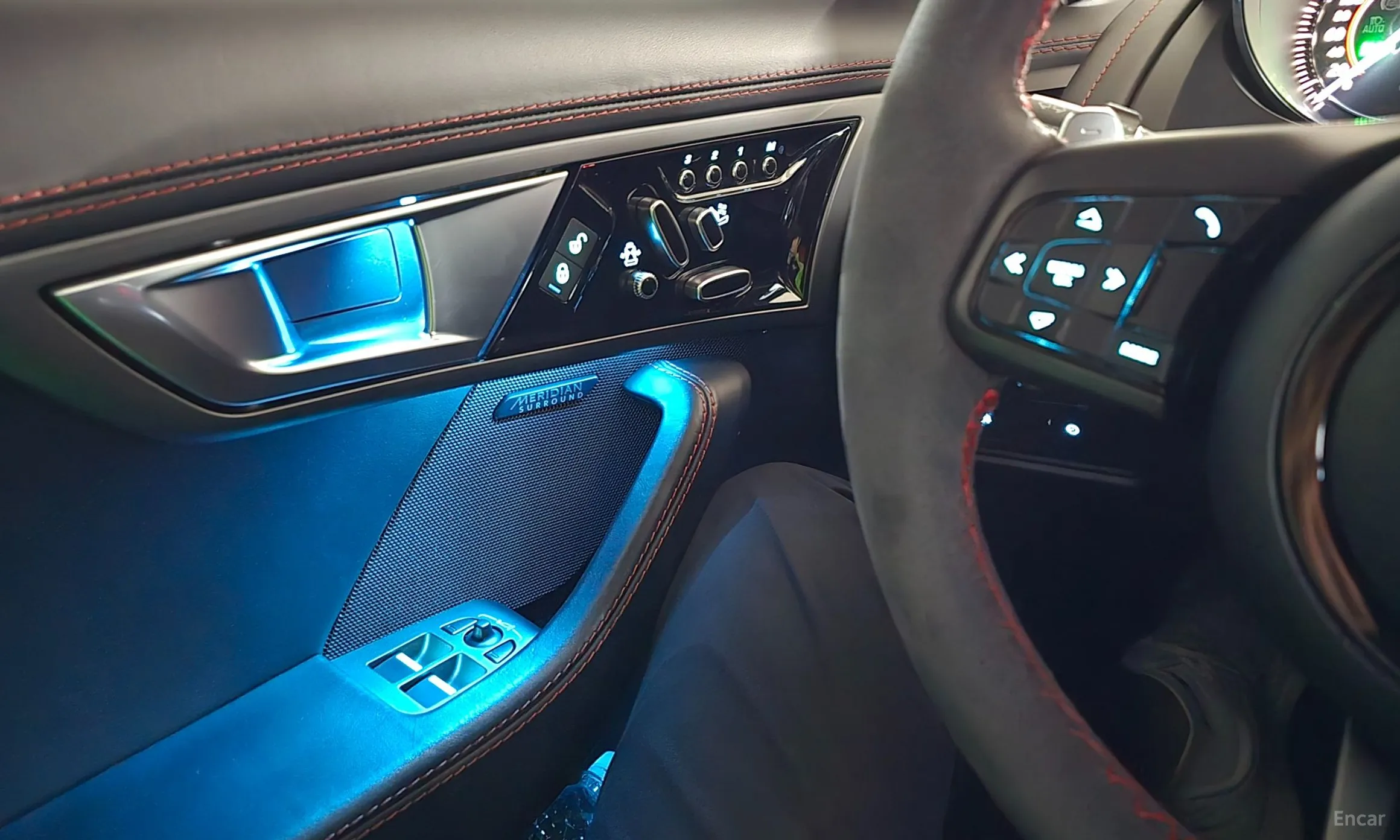 Jaguar F-TYPE превью 9