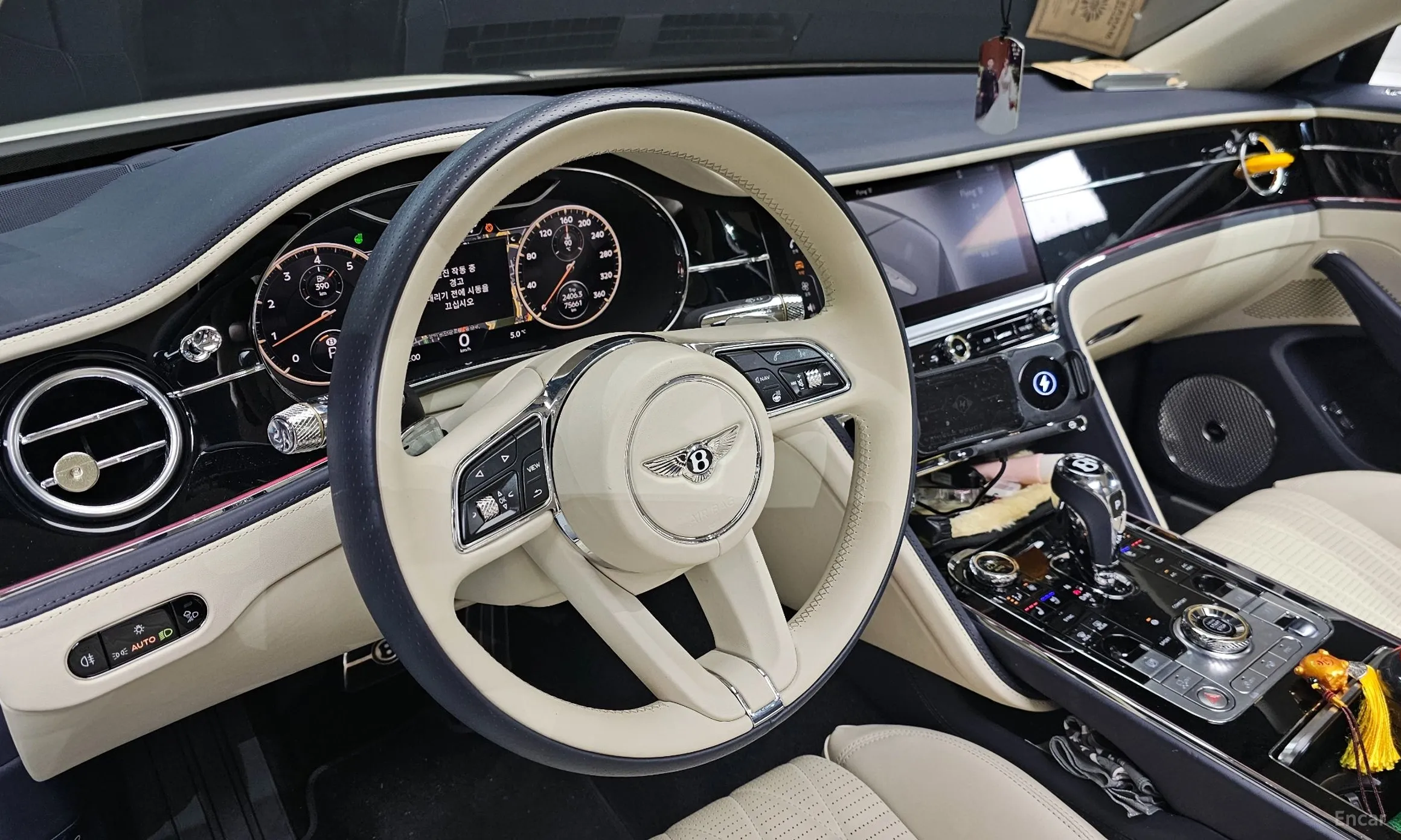 Bentley Flying Spur 3rd Generation превью 12