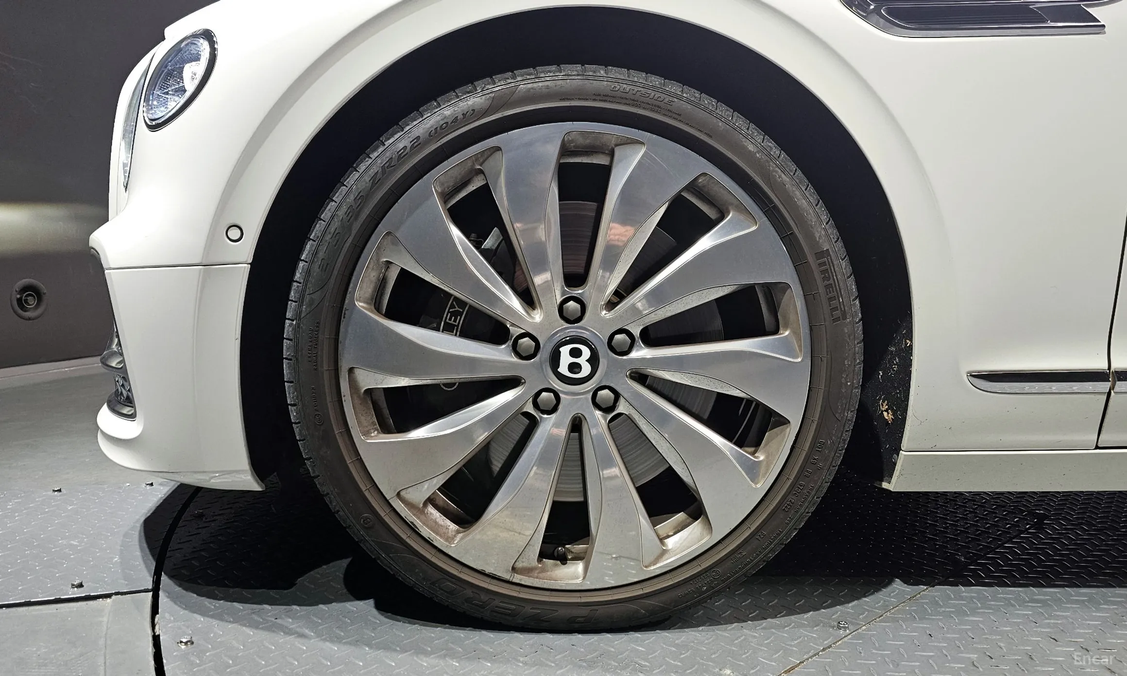 Bentley Flying Spur 3rd Generation превью 5