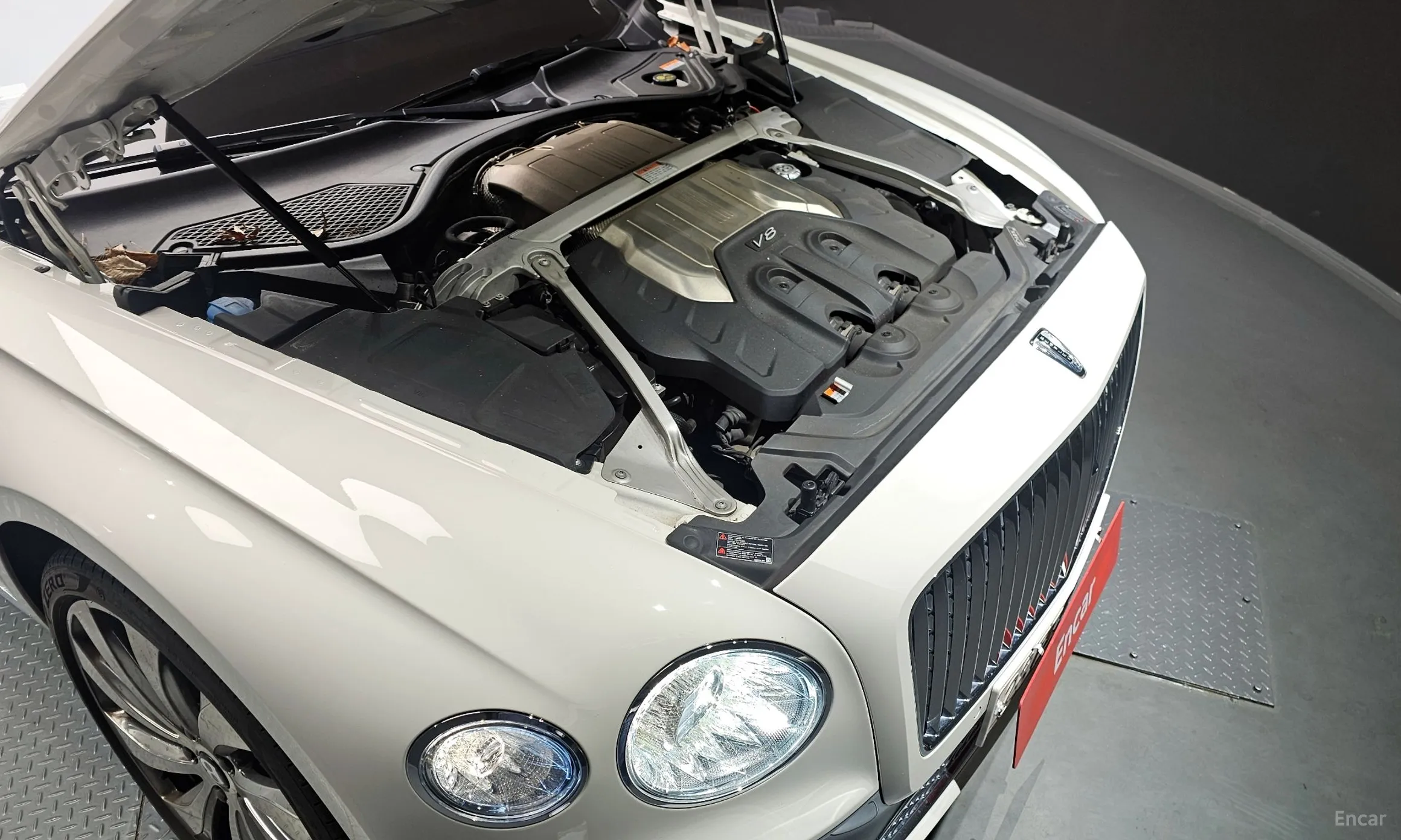 Bentley Flying Spur 3rd Generation превью 6