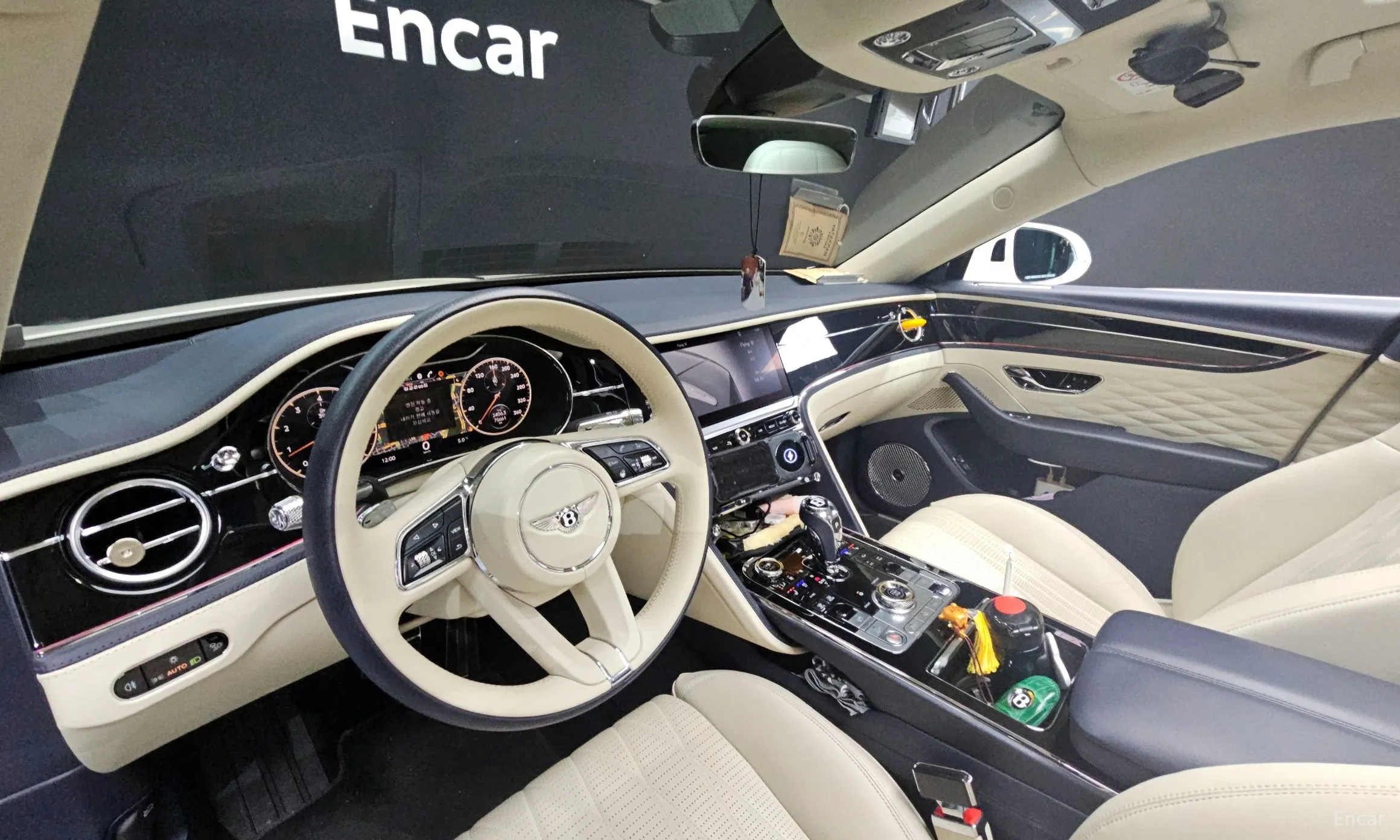 Bentley Flying Spur 3rd Generation превью 7