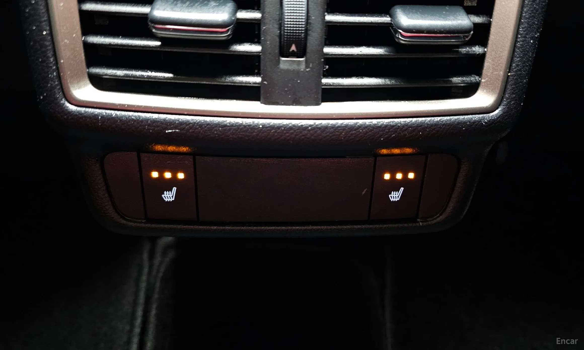 Lexus NX300h превью 18