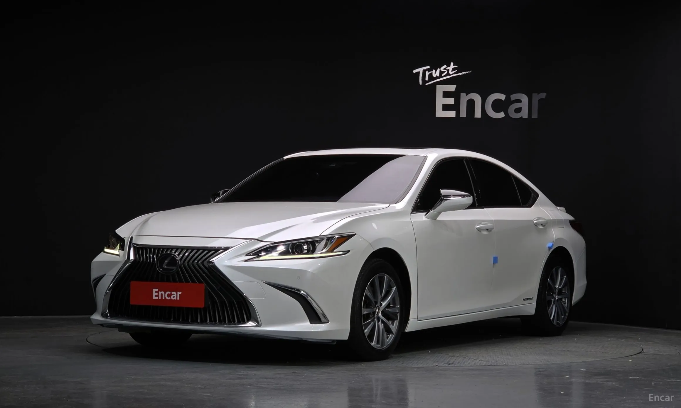 Lexus ES300h 7th Generation