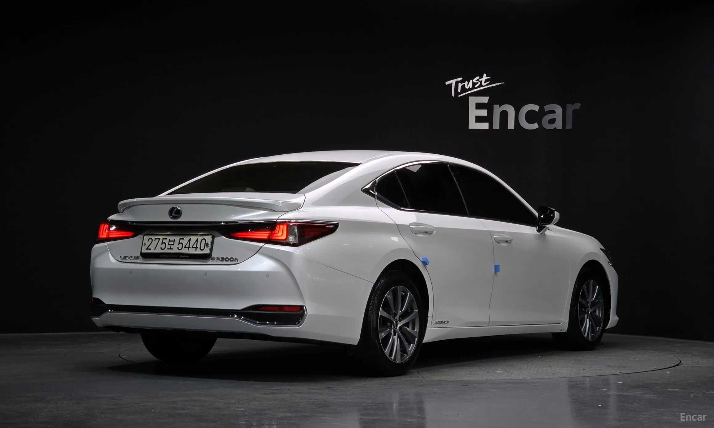 Lexus ES300h 7th Generation