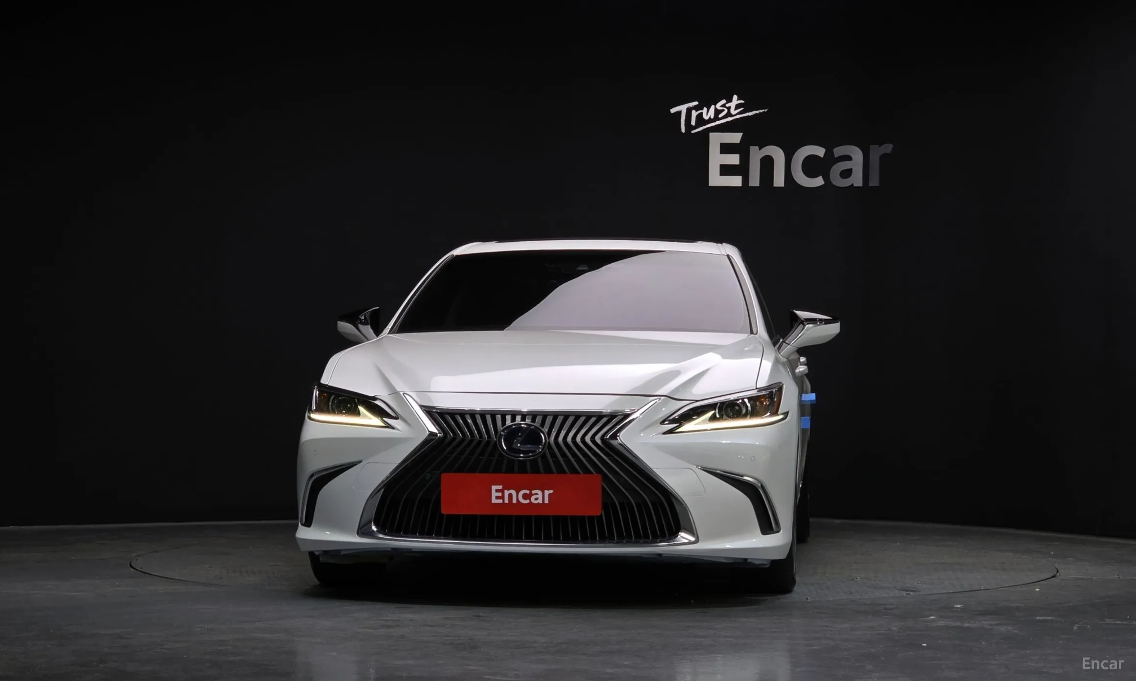 Lexus ES300h 7th Generation превью 3