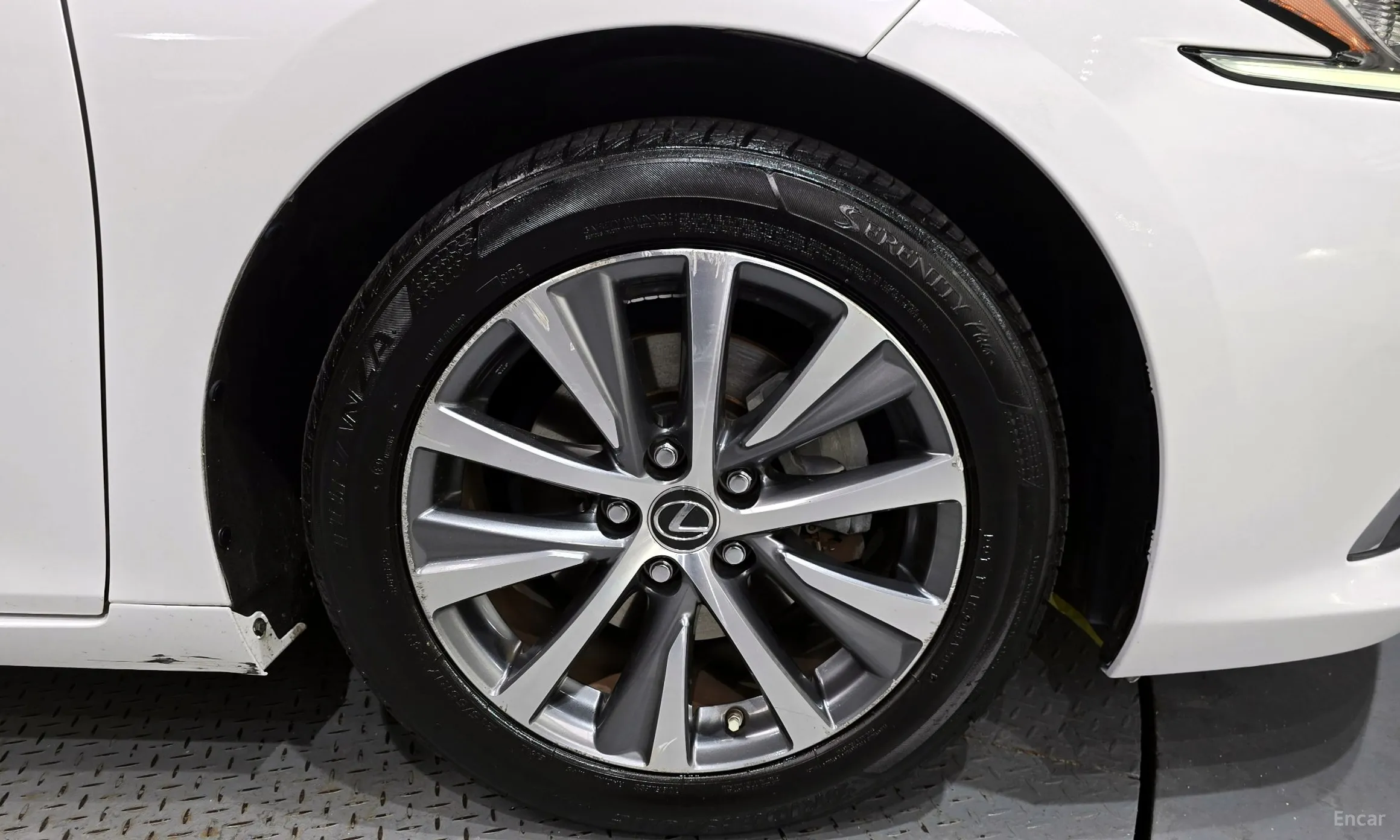 Lexus ES300h 7th Generation превью 5