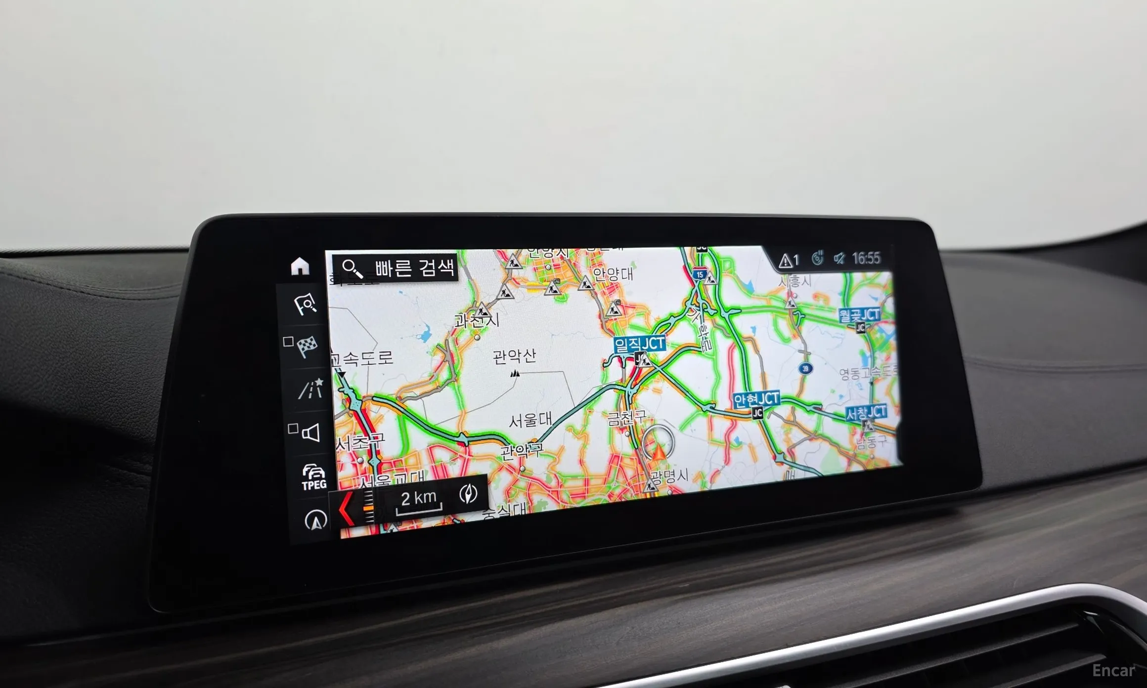 BMW 5 Series (G30) превью 15