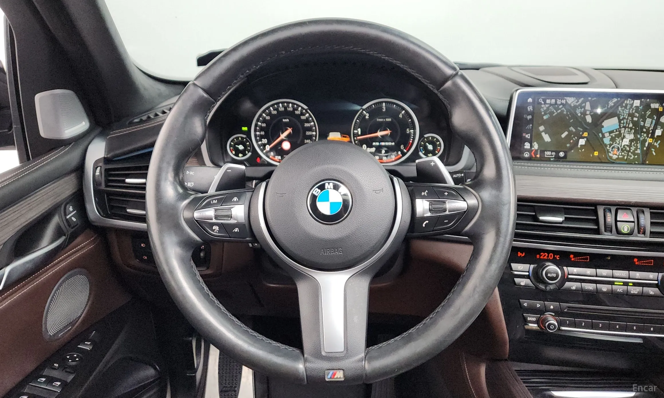 BMW X5 (F15) превью 13