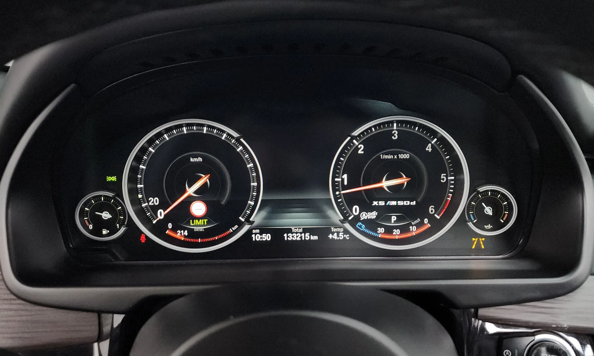 BMW X5 (F15) превью 8