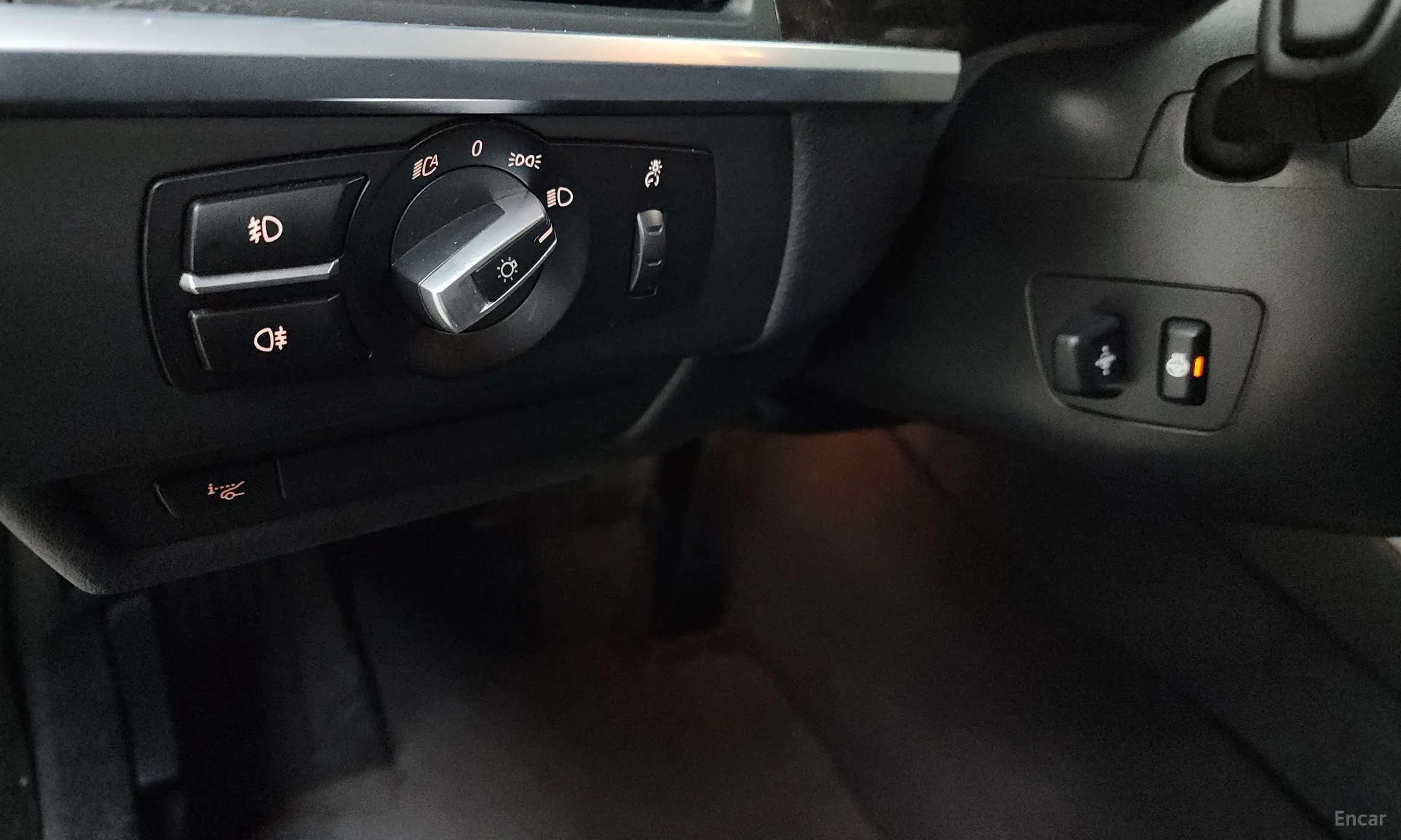 BMW 6 Series (F12) превью 14
