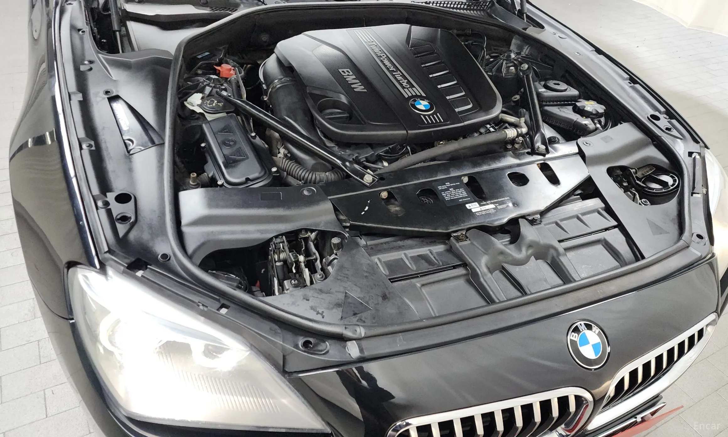 BMW 6 Series (F12) превью 6